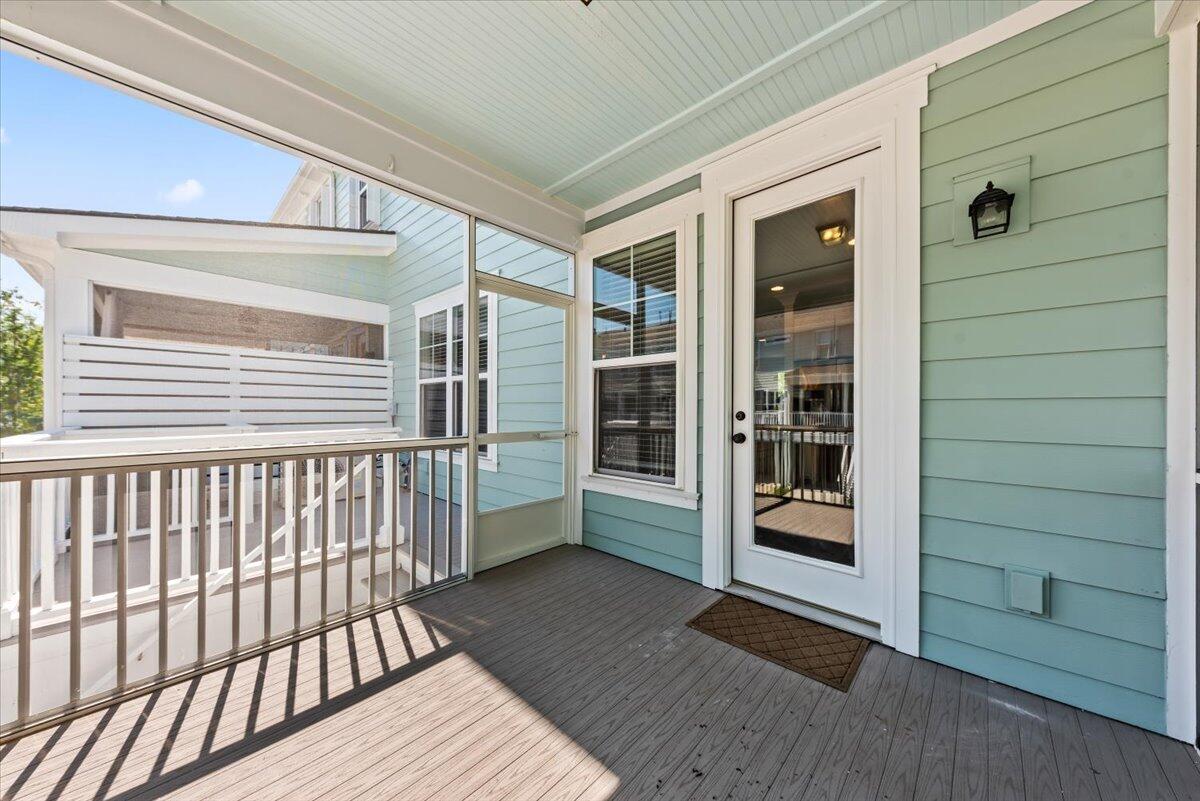 2200 Hamlin Sound Circle