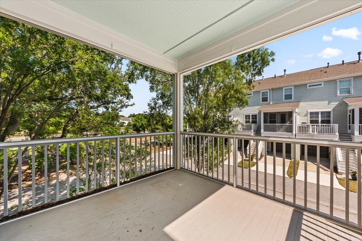 2200 Hamlin Sound Circle