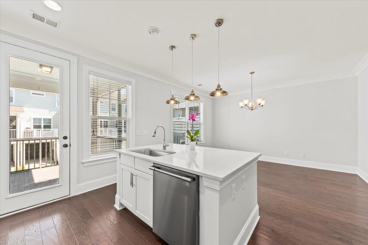 2200 Hamlin Sound Circle