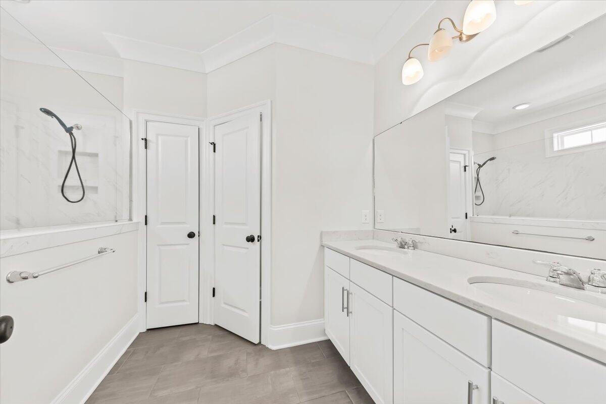 2200 Hamlin Sound Circle