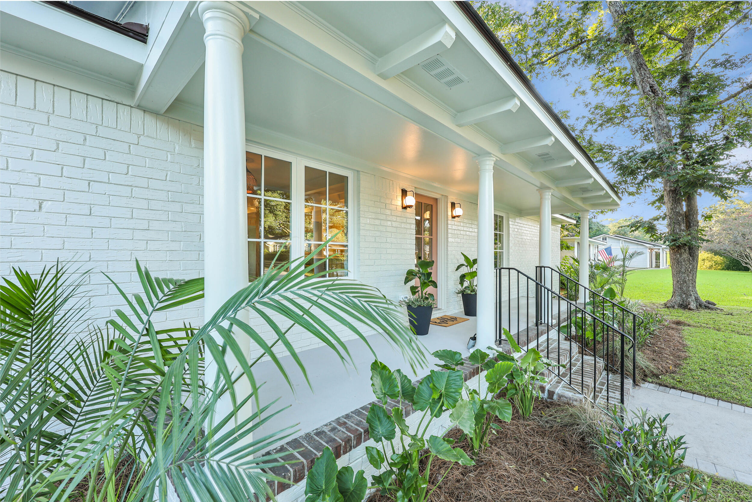 1452 Glencoe Drive
