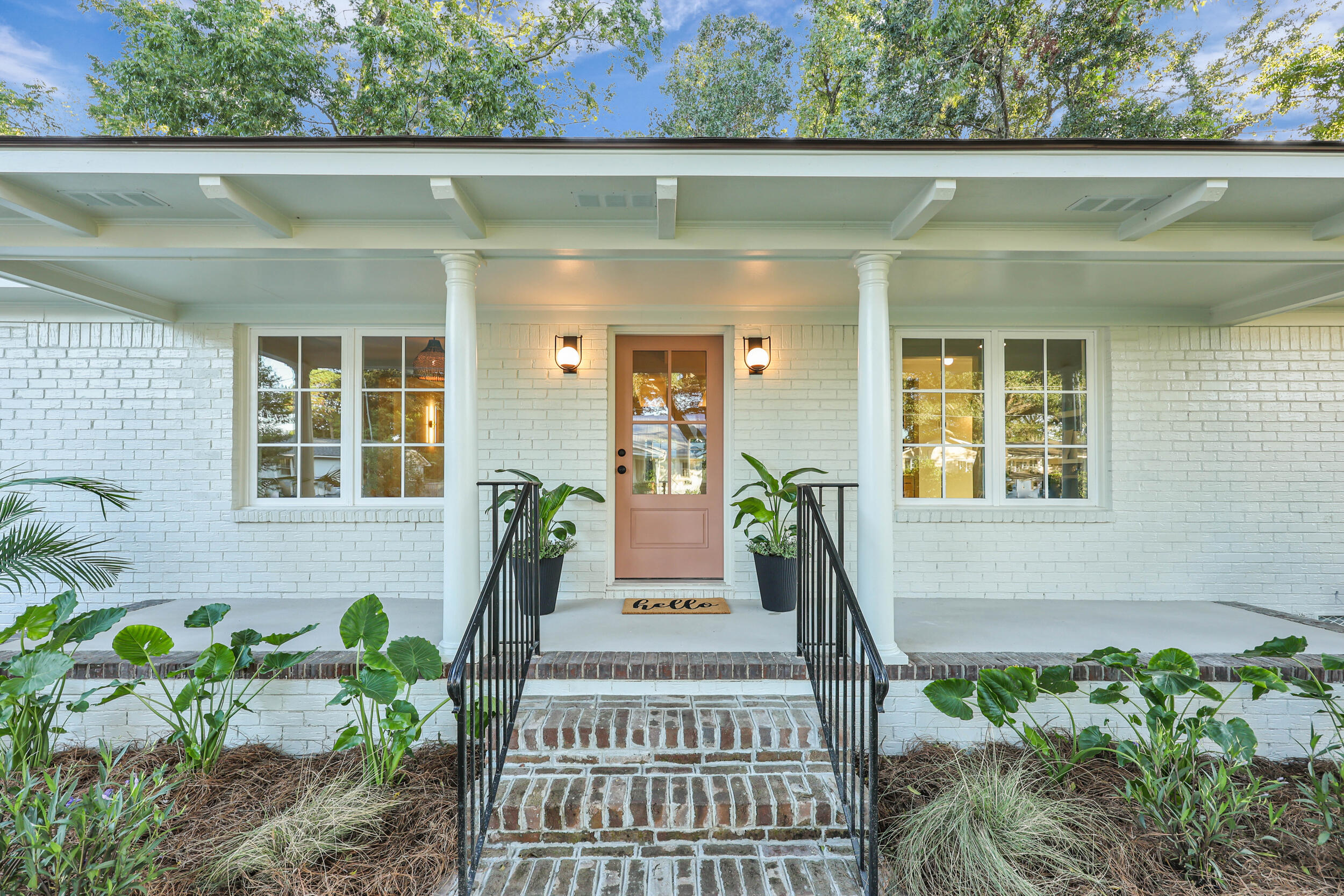 1452 Glencoe Drive