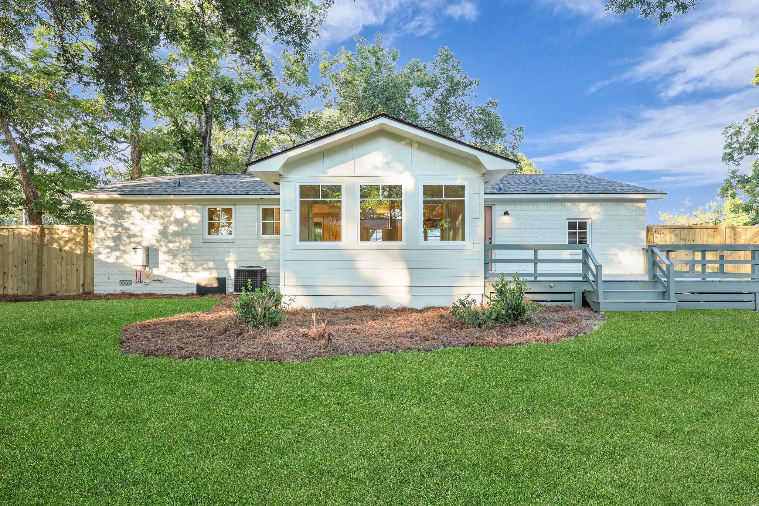 1452 Glencoe Drive
