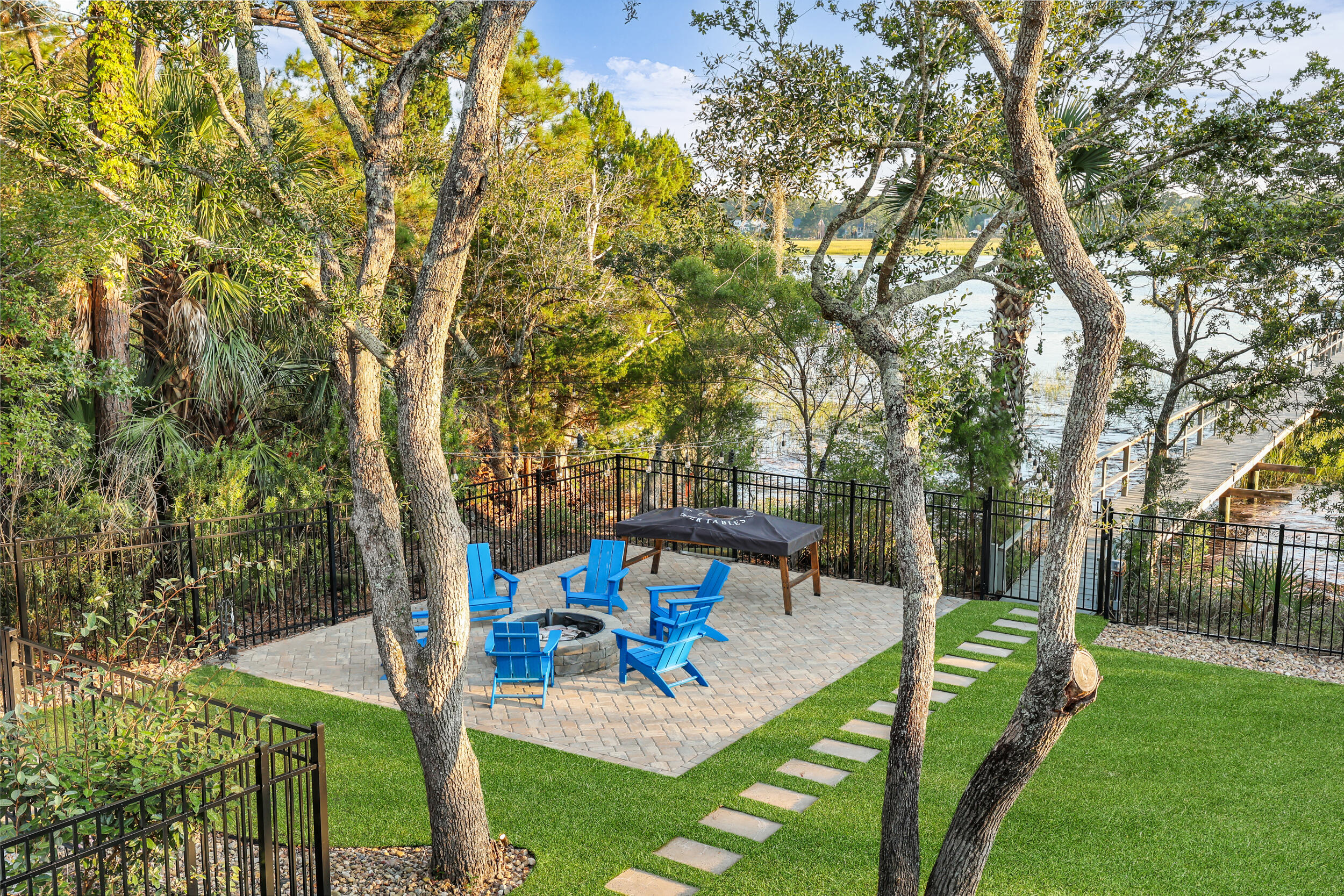 1519 E Deep Creek Overlook