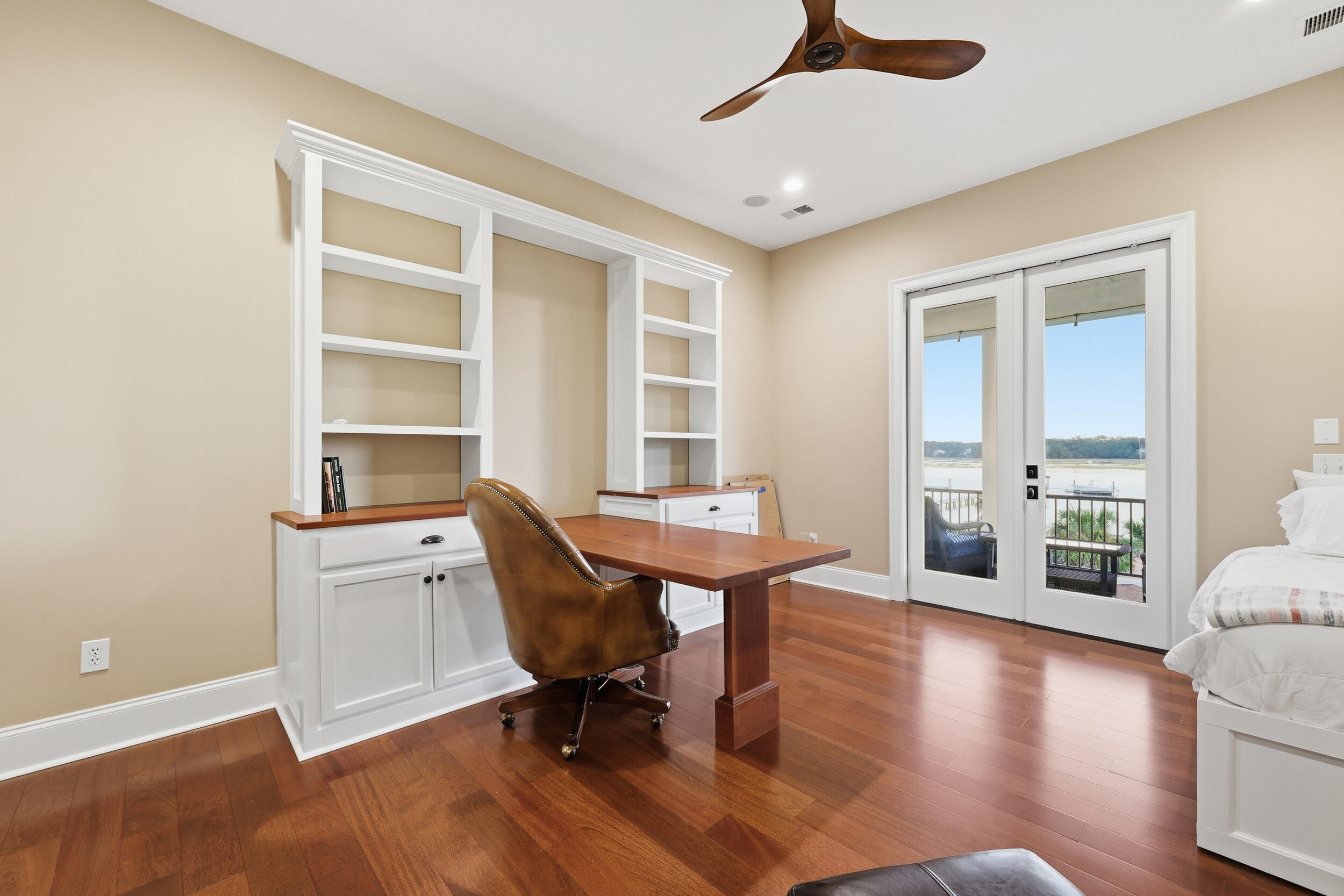 4586 Cape Island Drive