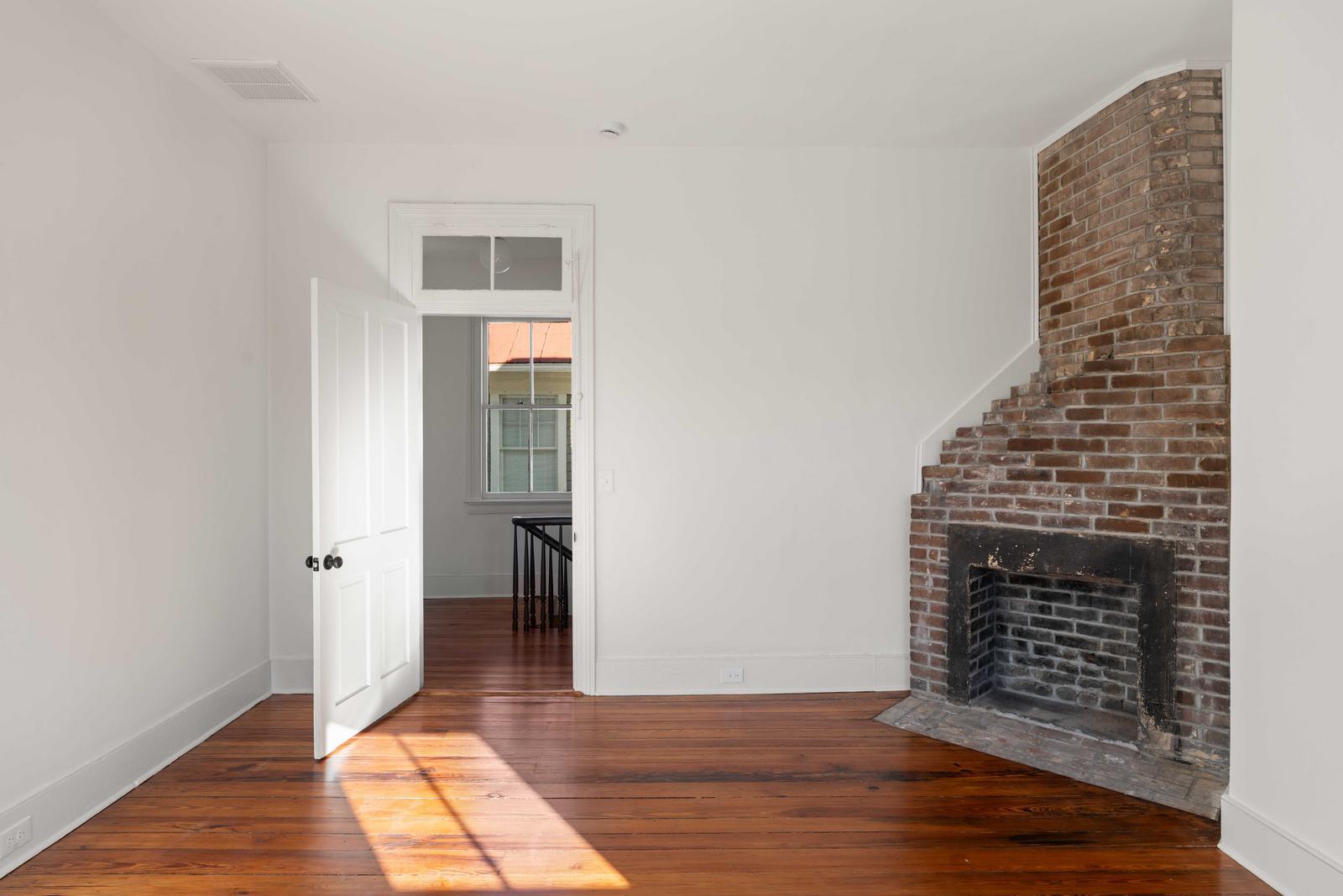 6 Carolina Street