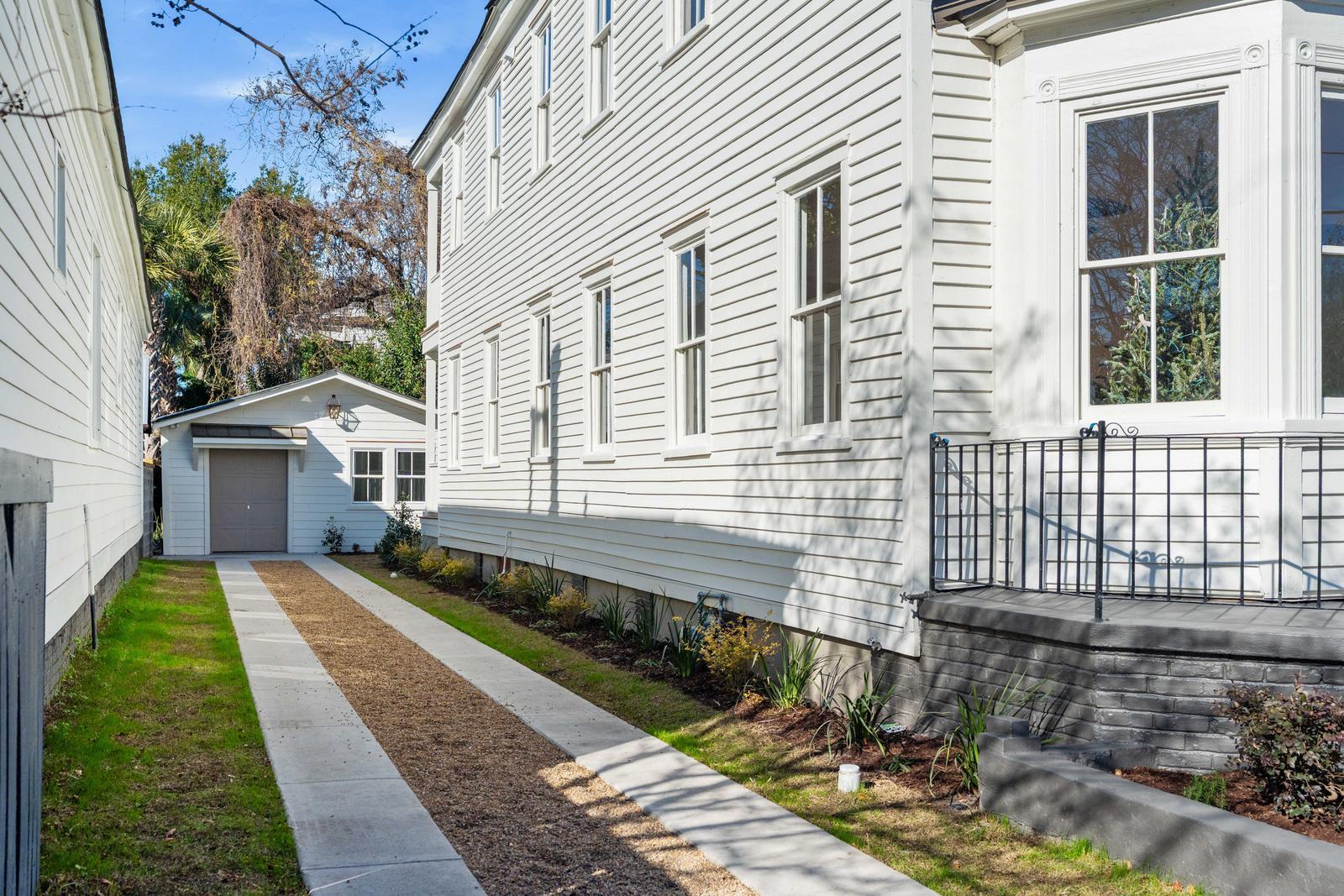 6 Carolina Street