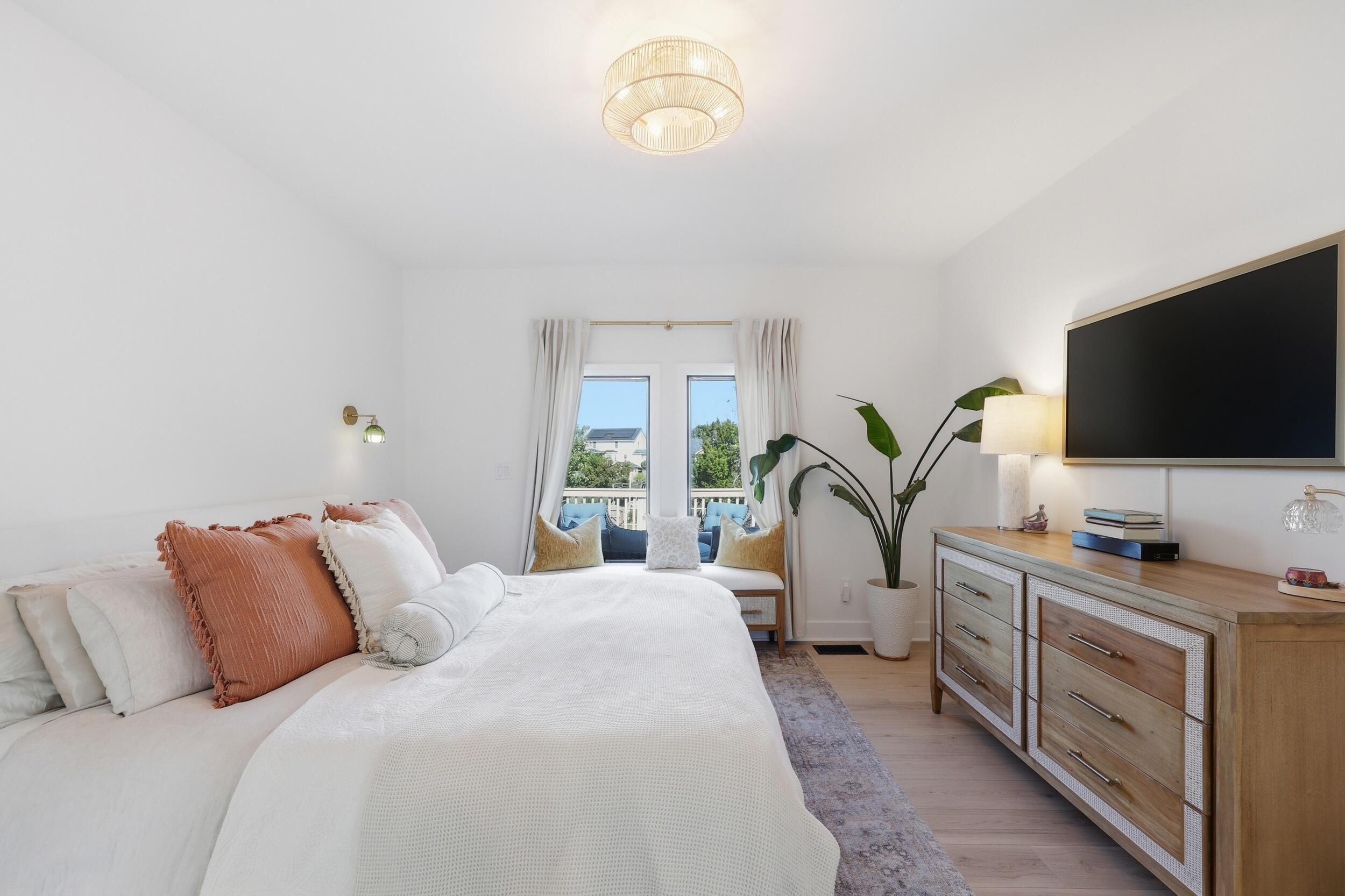 1682 Old Military Road