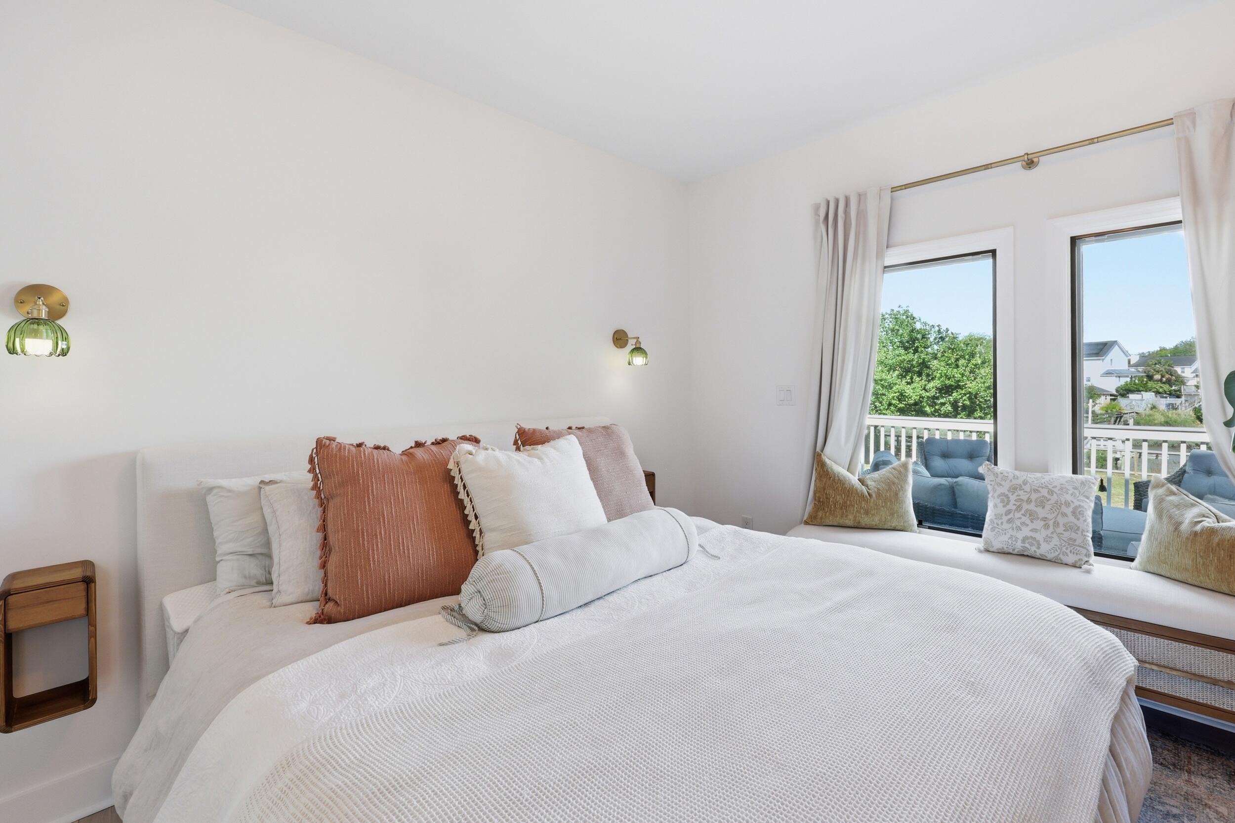 1682 Old Military Road