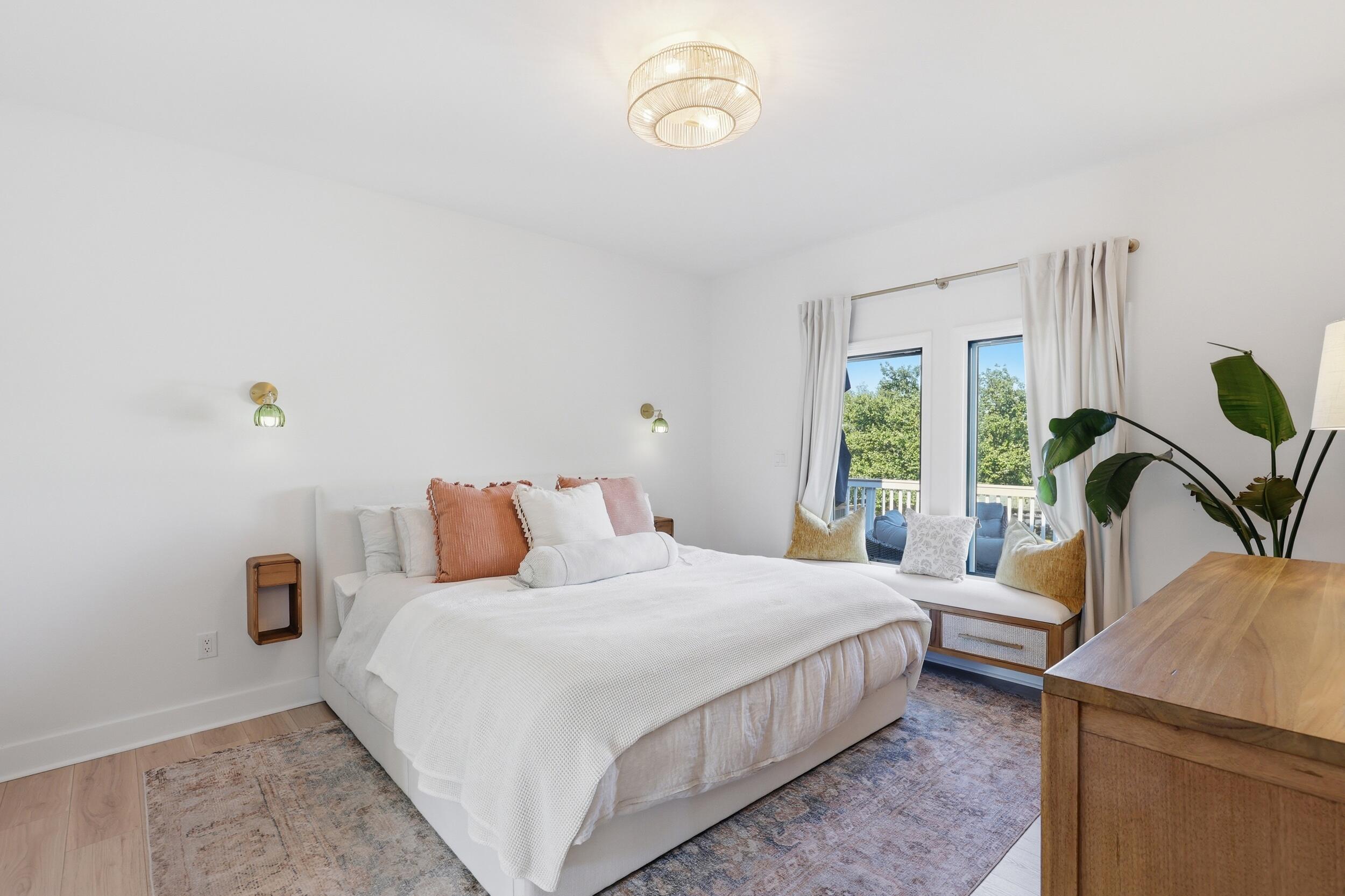 1682 Old Military Road