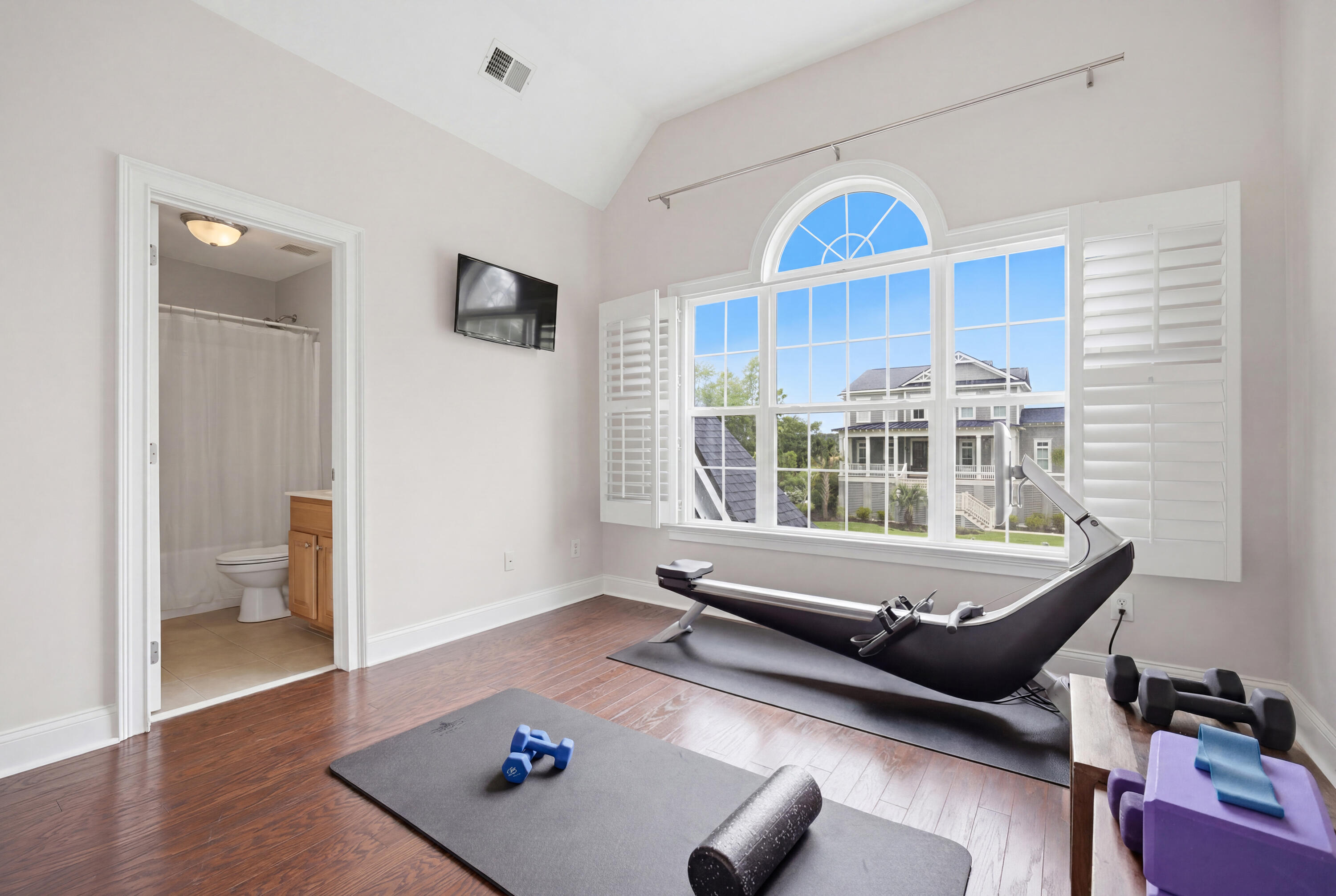 2772 Oak Manor Drive