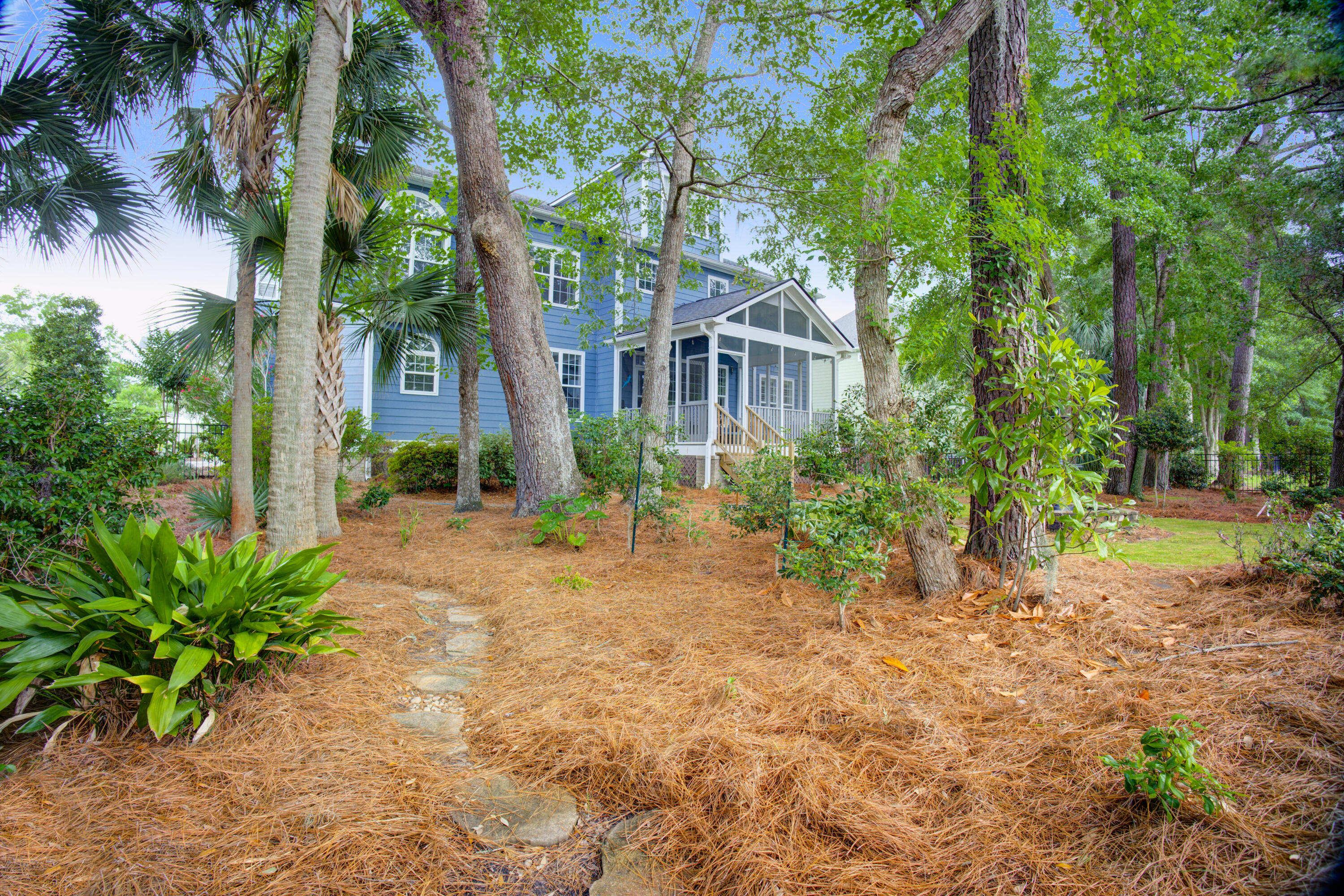 2772 Oak Manor Drive