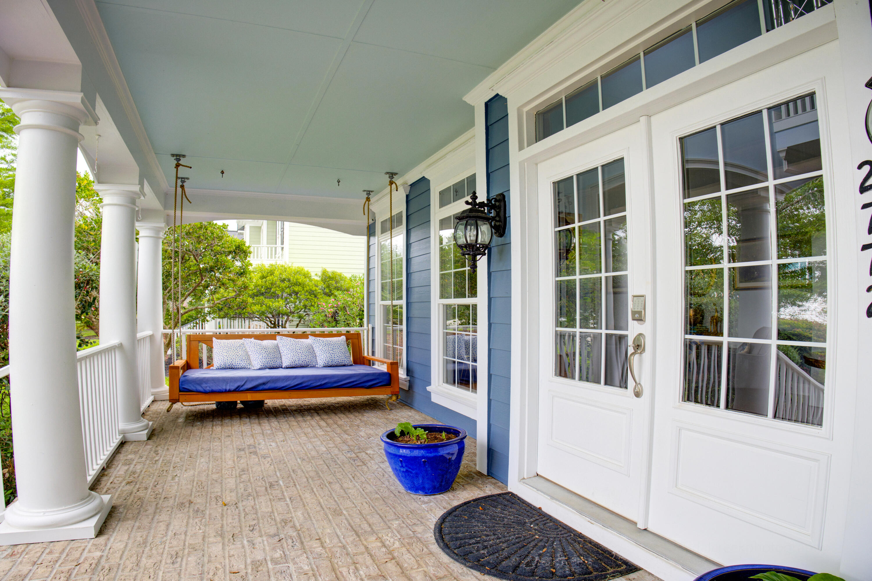 2772 Oak Manor Drive