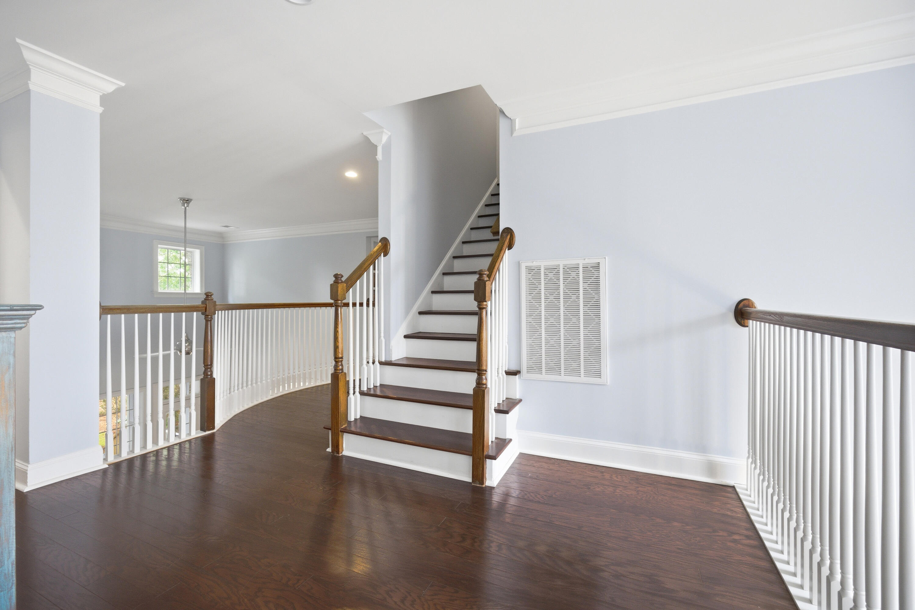 2772 Oak Manor Drive