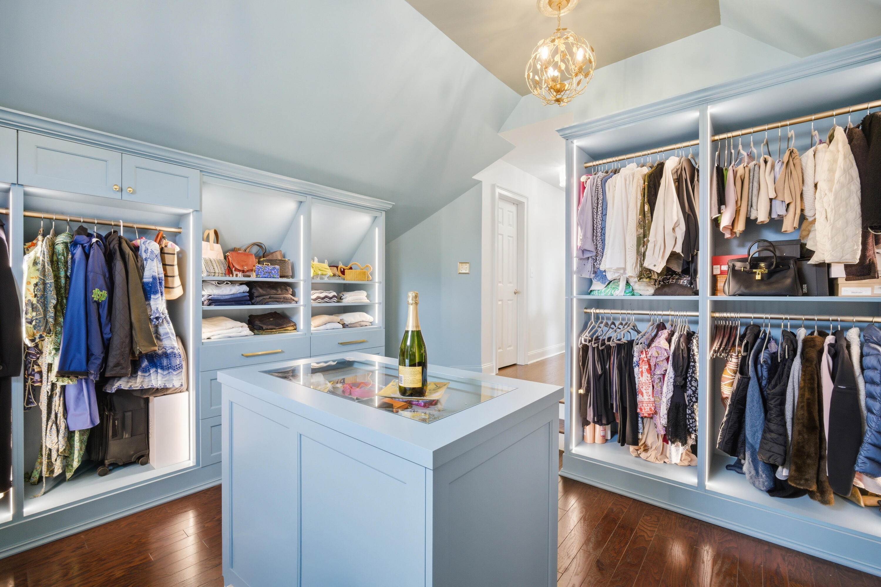 2772 Oak Manor Drive