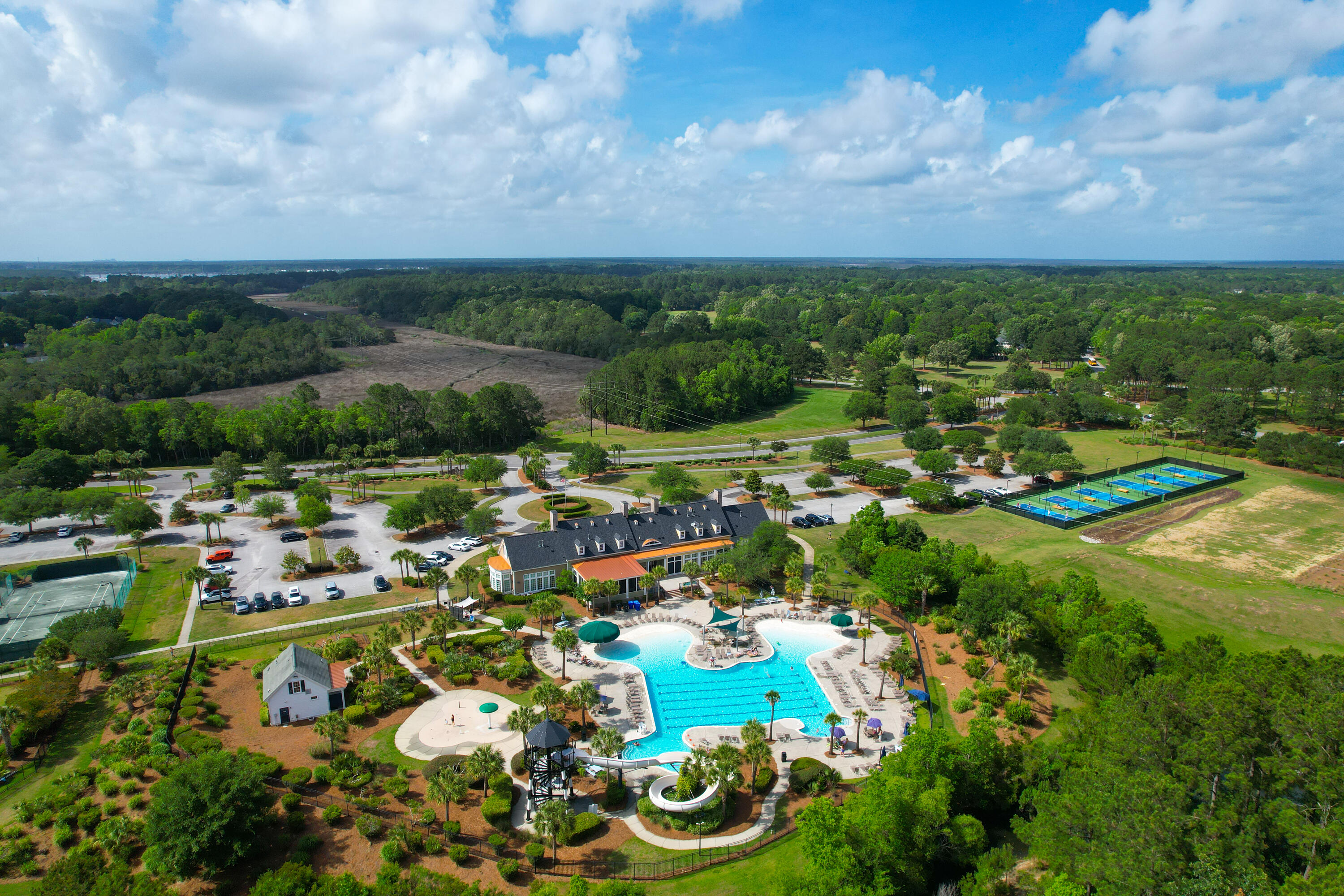 2772 Oak Manor Drive
