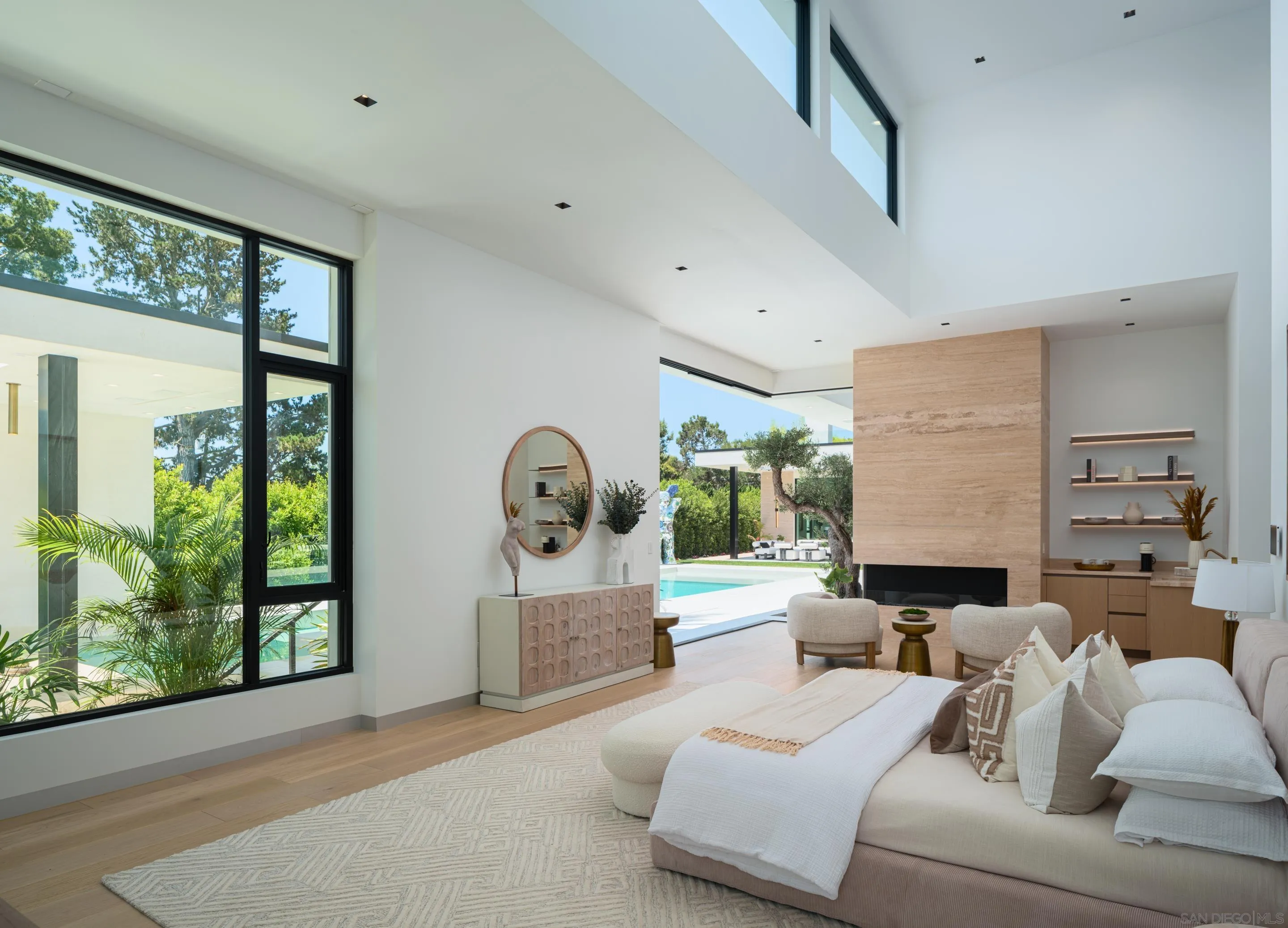 6283 La Jolla Scenic Dr S