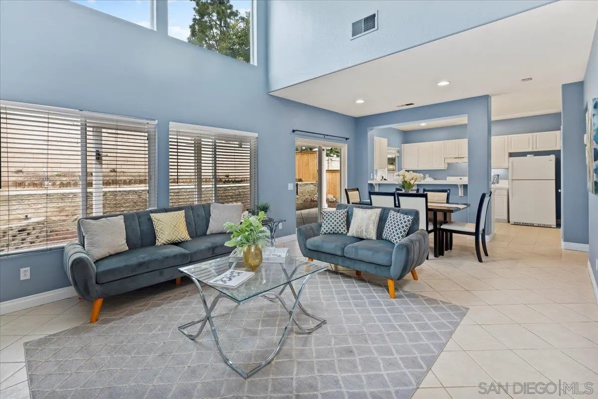 9725 Kika Ct