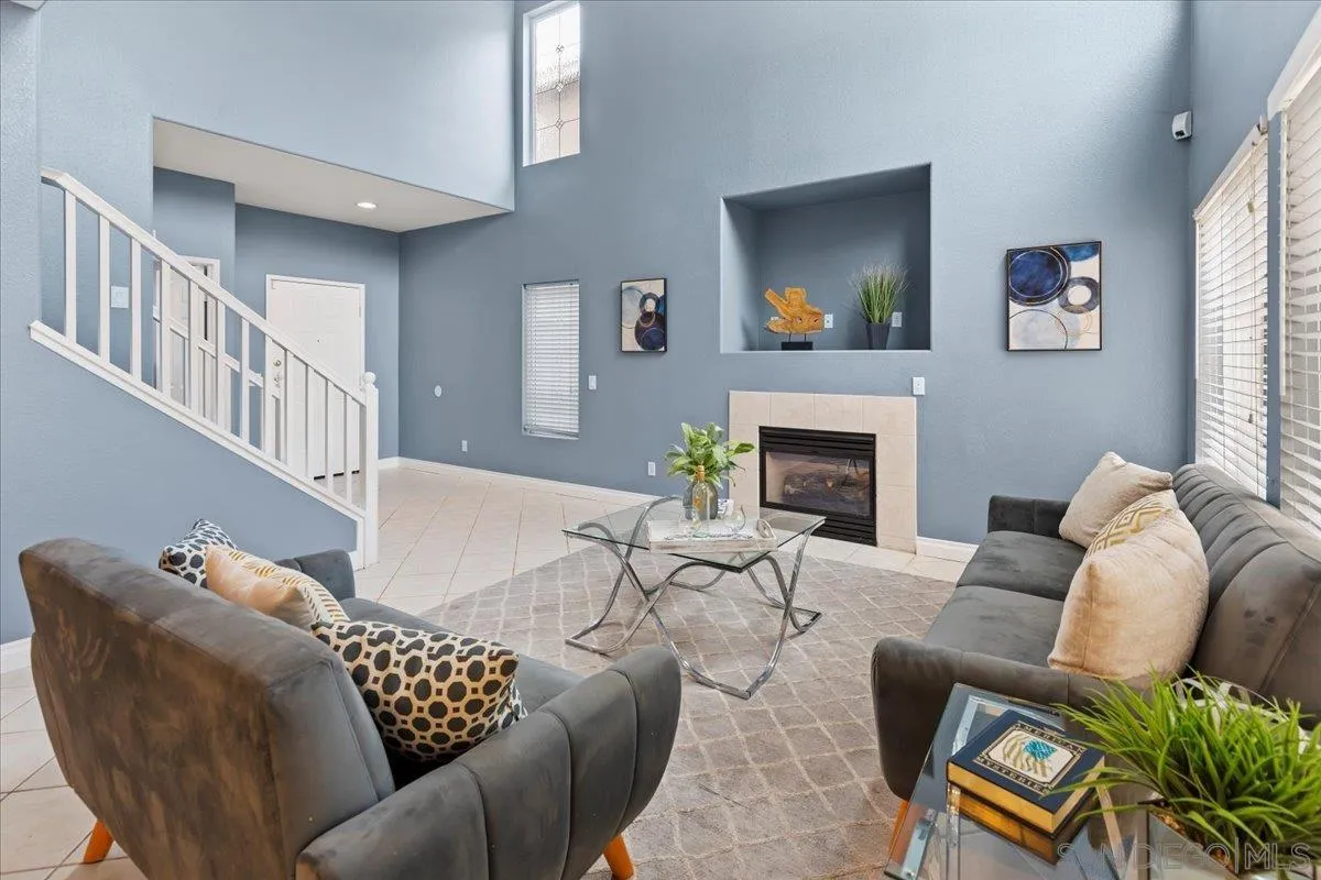 9725 Kika Ct