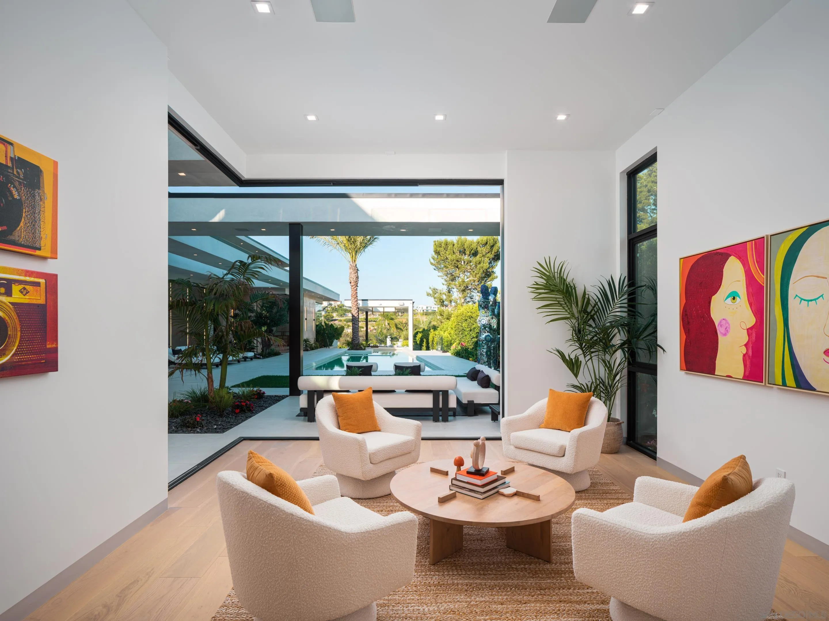 6283 La Jolla Scenic Drive S