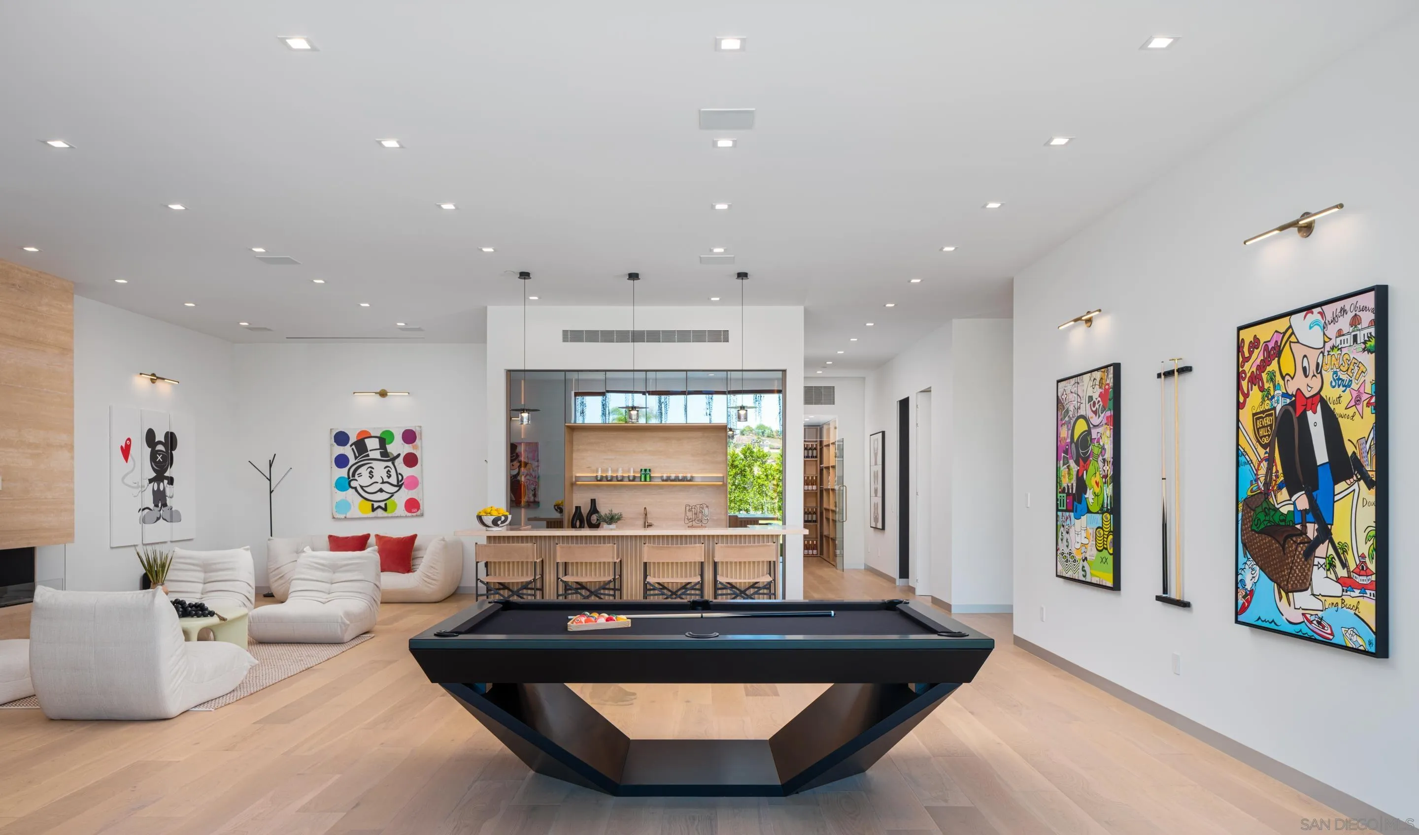 6283 La Jolla Scenic Drive S