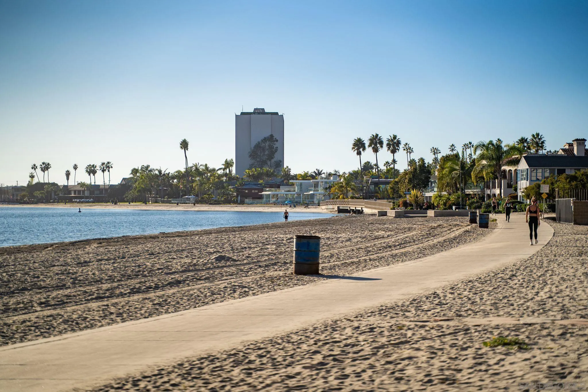 1177 Pacific Beach Drive Unit #a