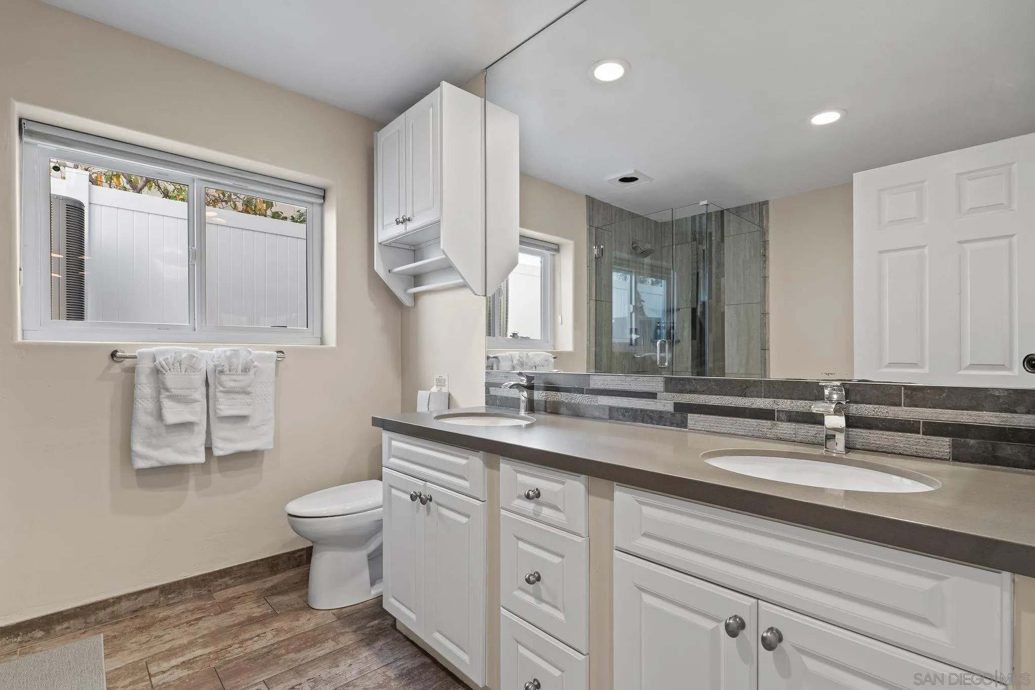 1177 Pacific Beach Drive Unit #a