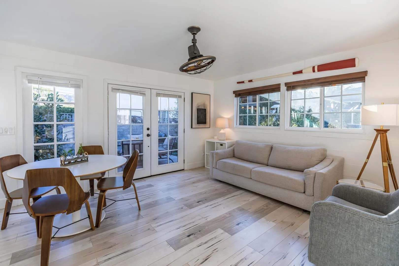 8425 Paseo Del Ocaso