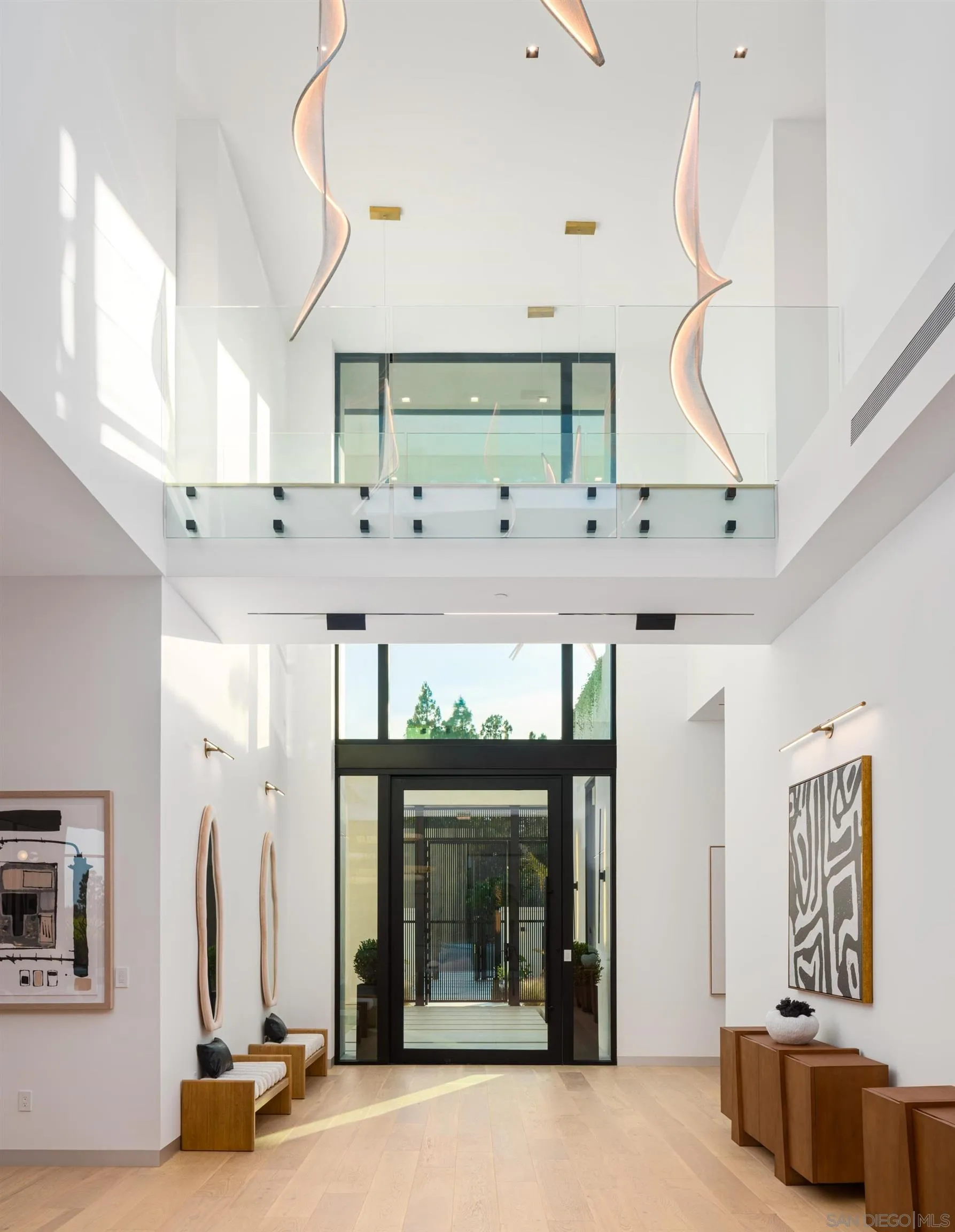 6283 La Jolla Scenic Drive S