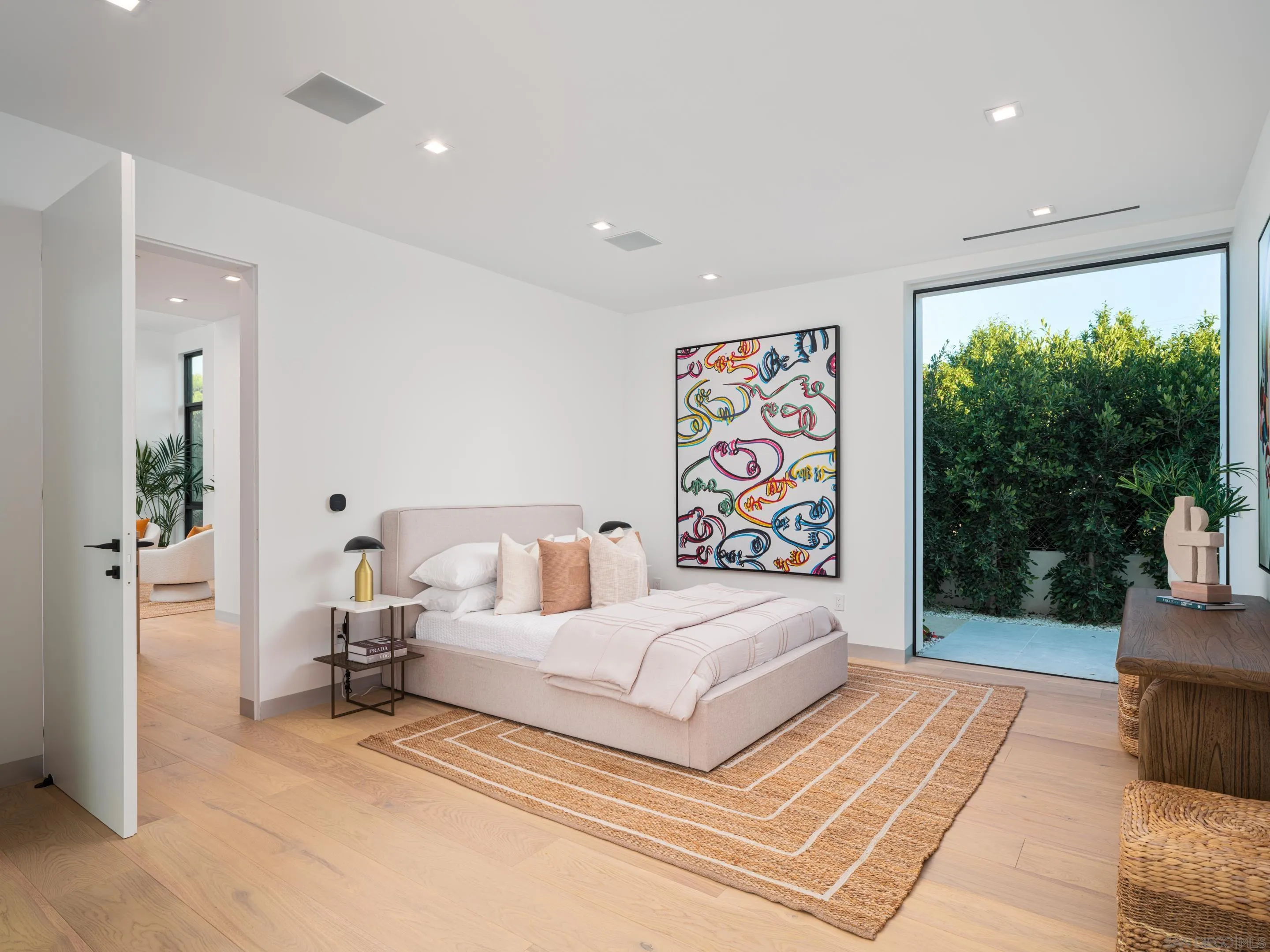 6283 La Jolla Scenic Drive S