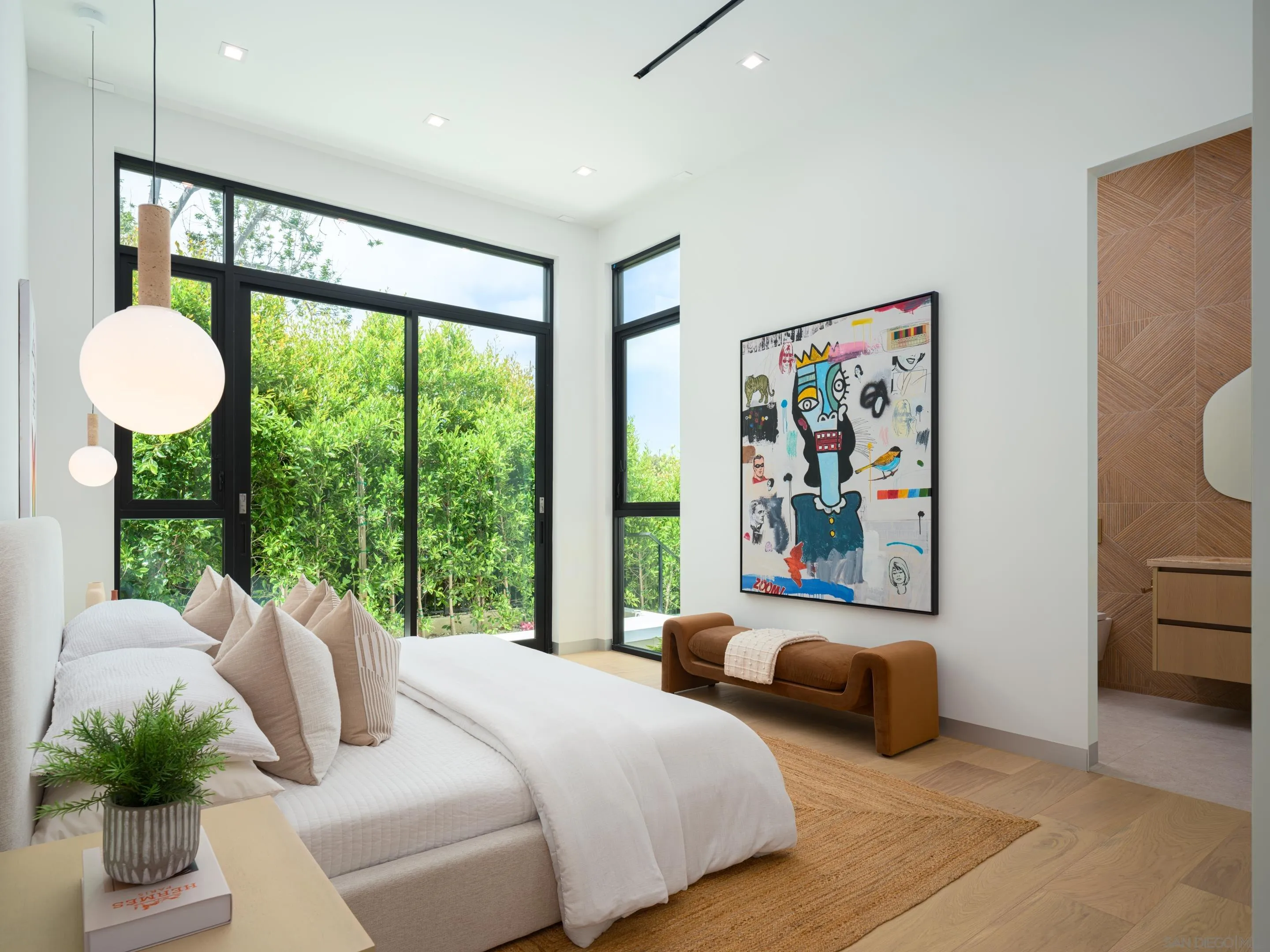 6283 La Jolla Scenic Drive S