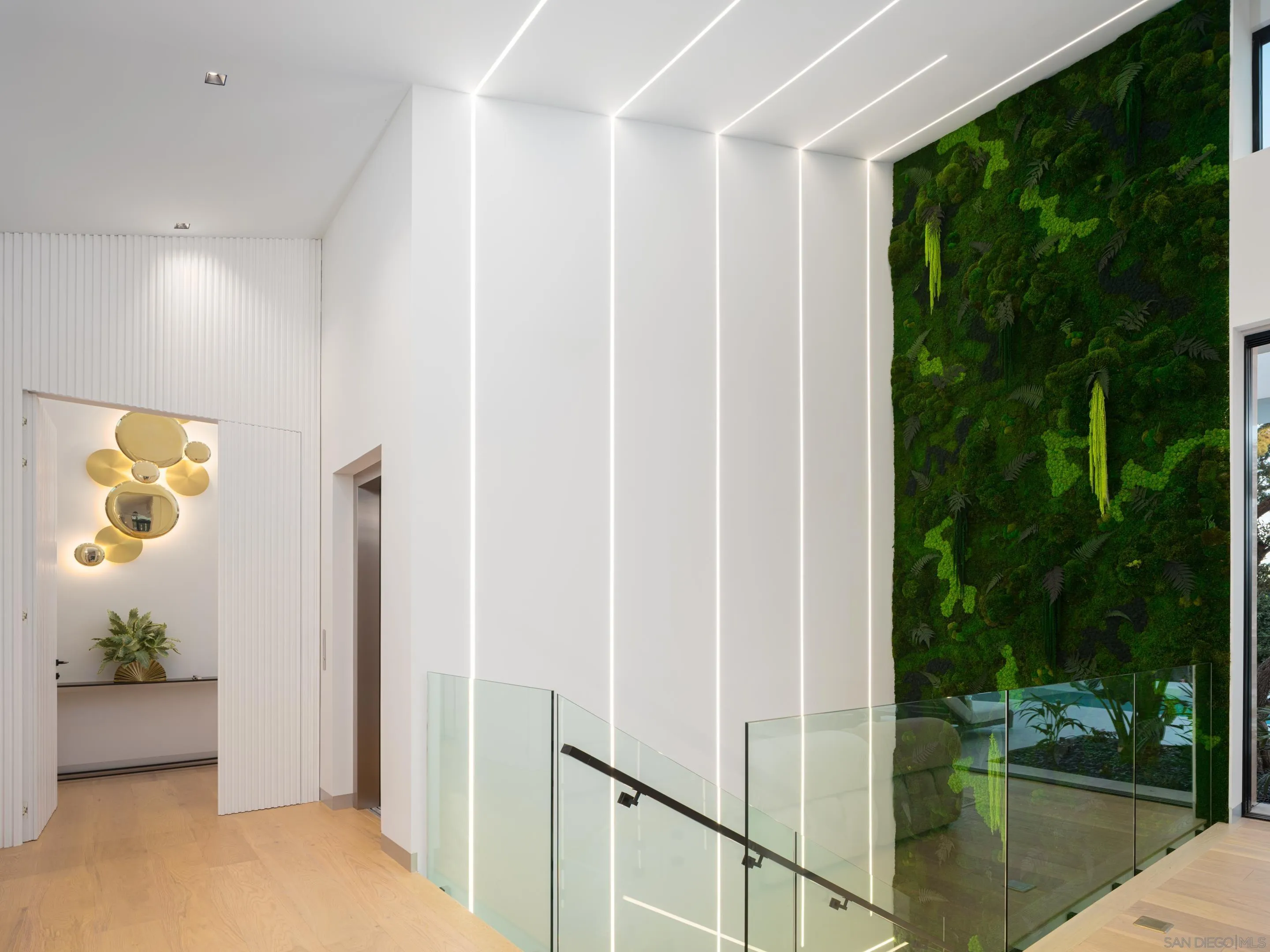 6283 La Jolla Scenic Drive S