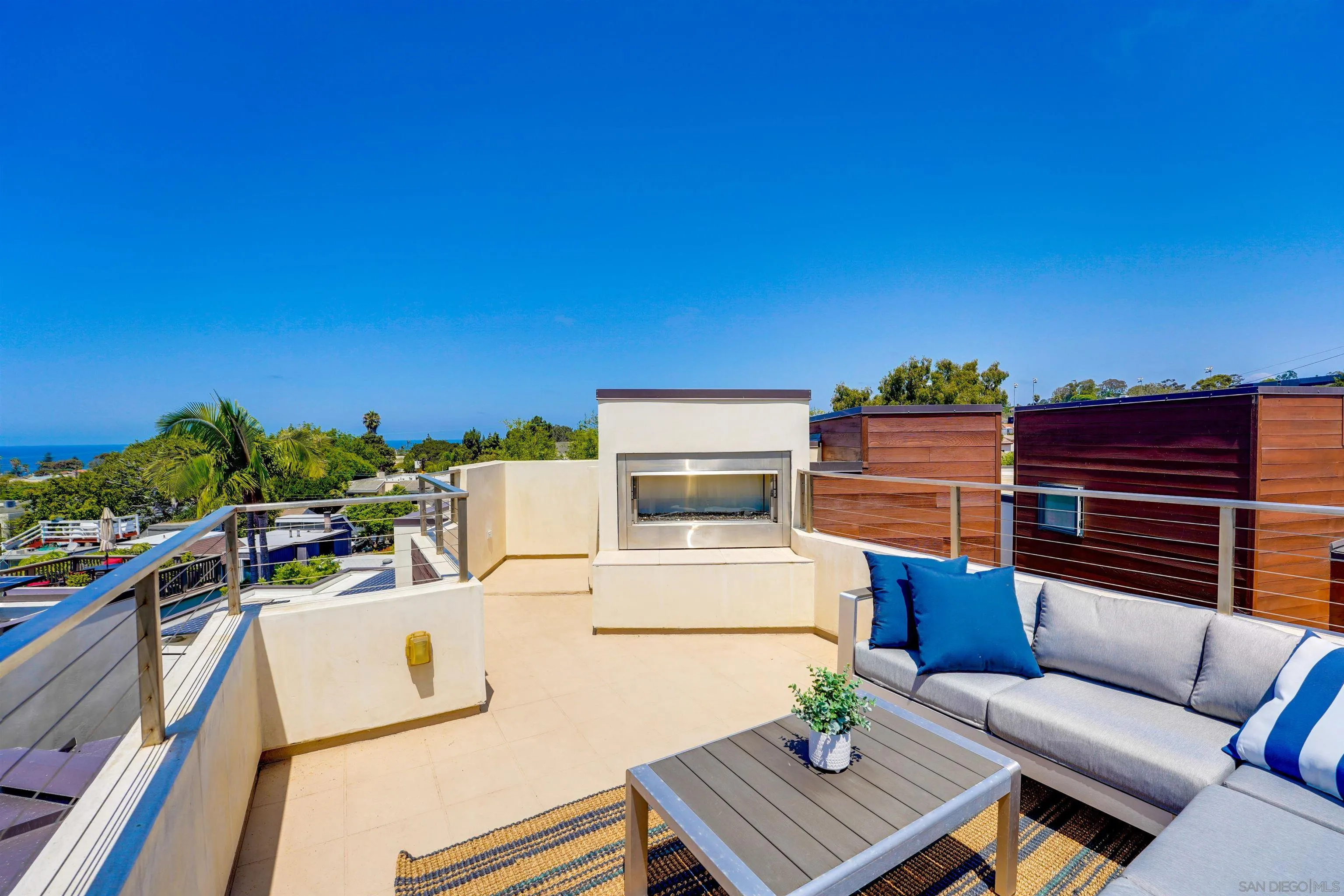 756 Bonair Street