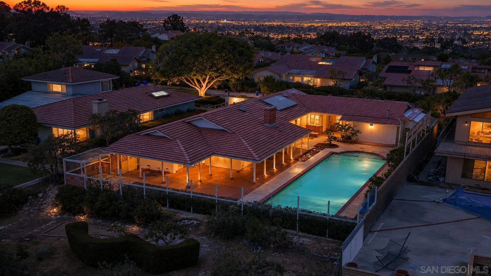 6432 Cardeno Dr
