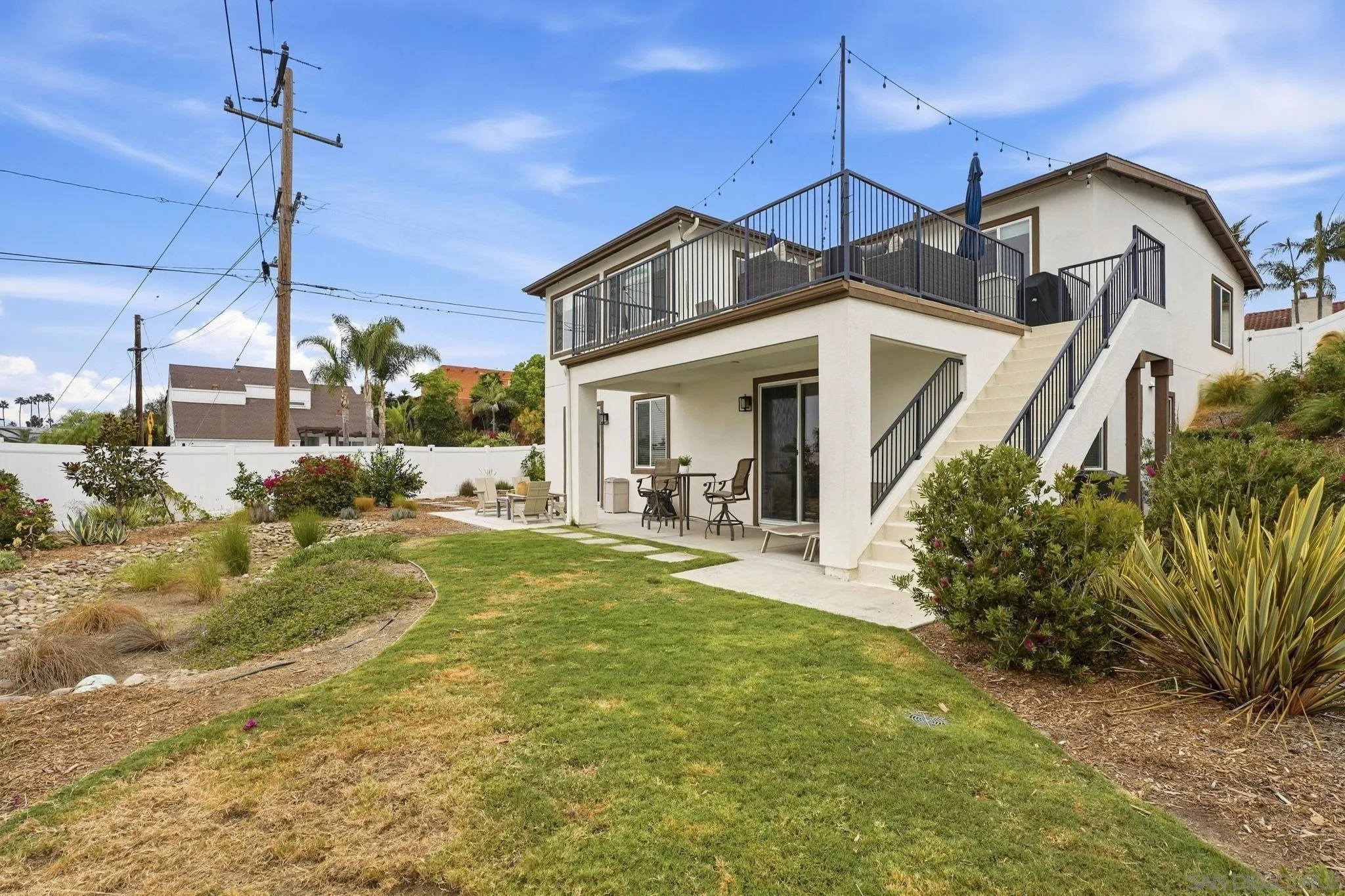 1858 Avocado Rd