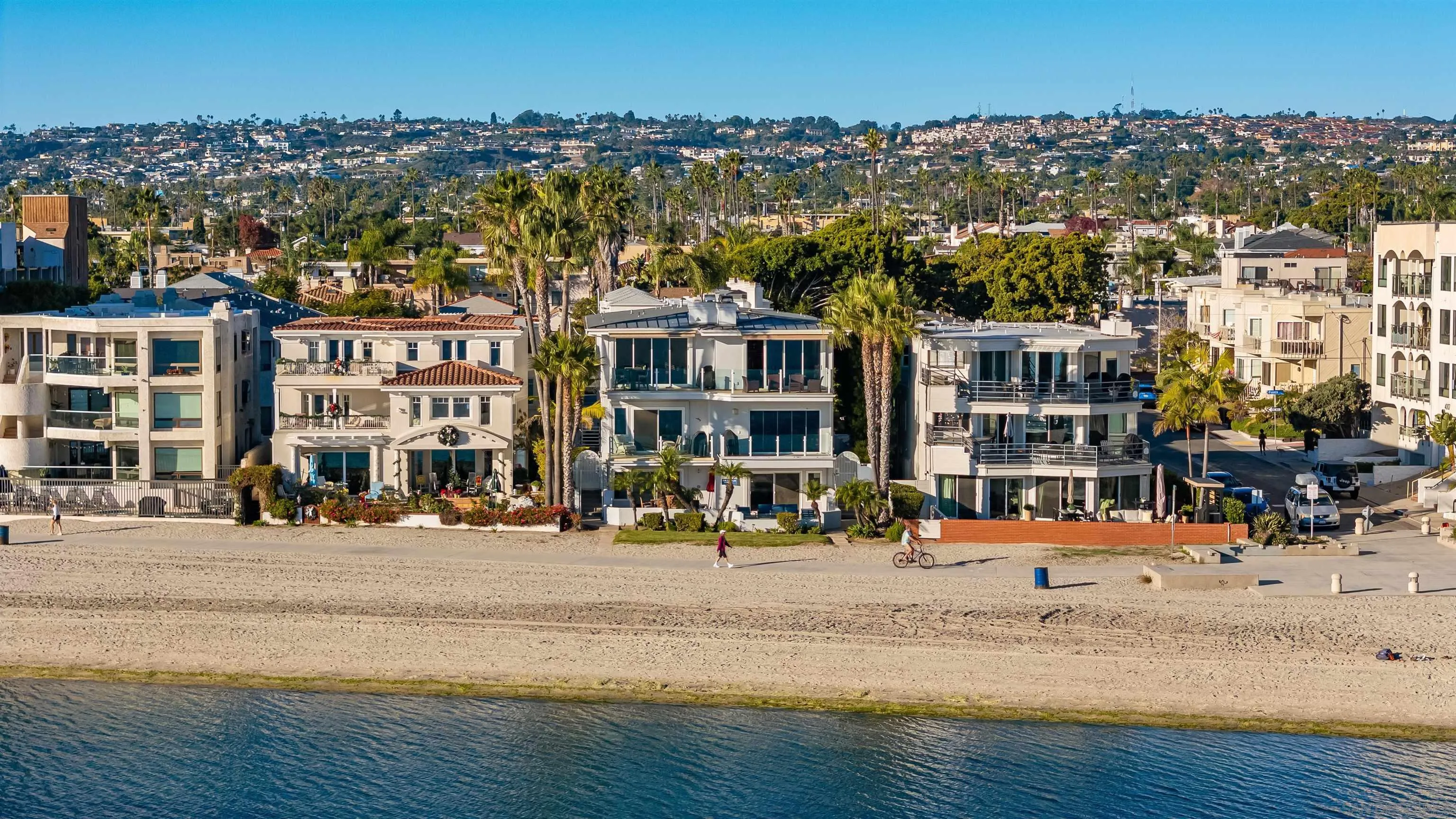 1177 Pacific Beach Drive Unit #a