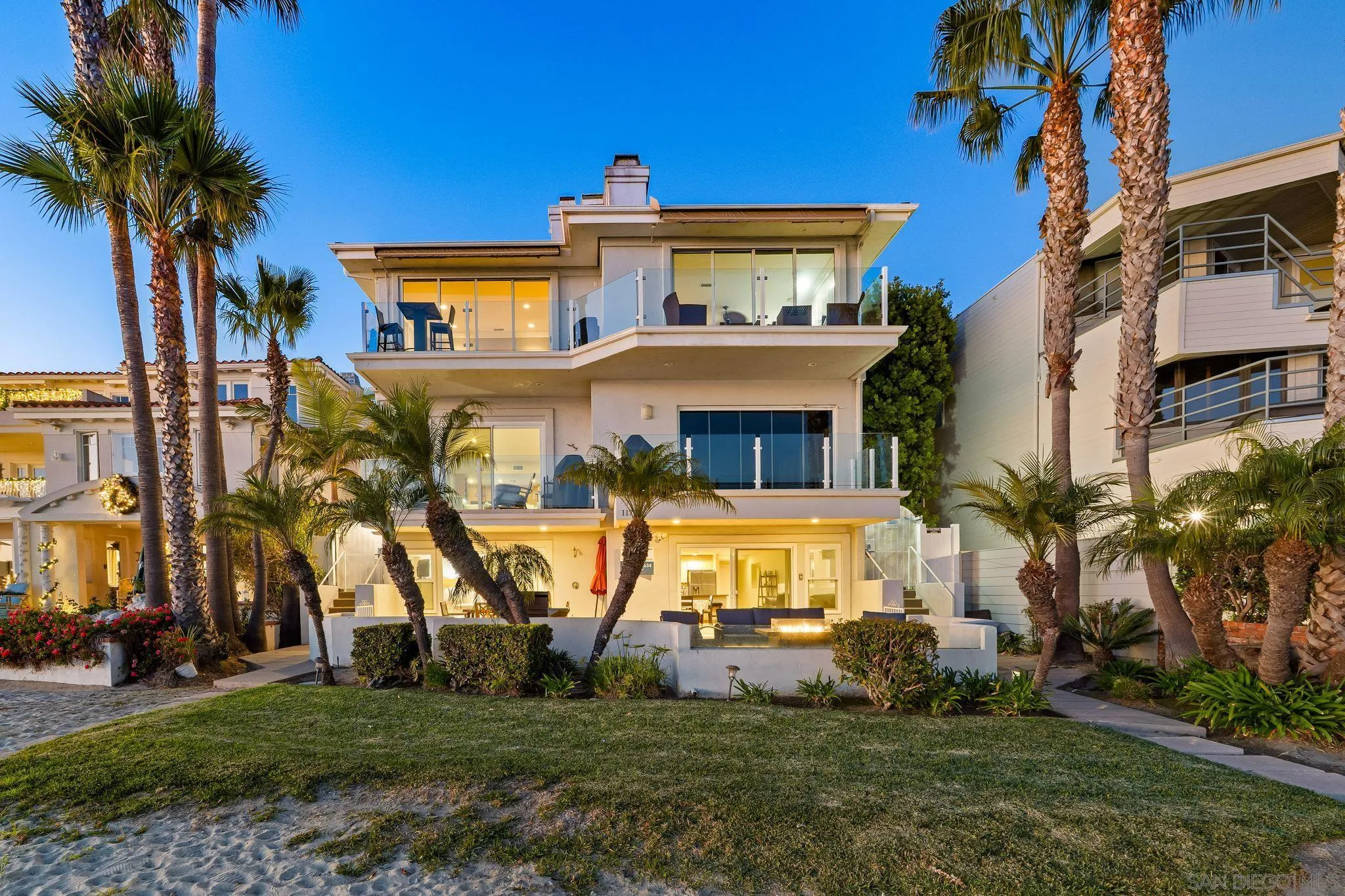 1177 Pacific Beach Drive Unit #a