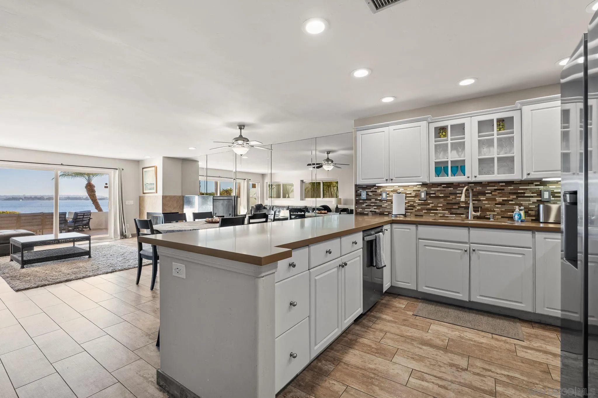 1177 Pacific Beach Drive Unit #a