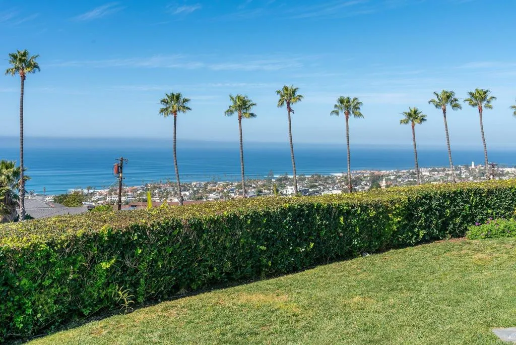 6404 Avenida Wilfredo