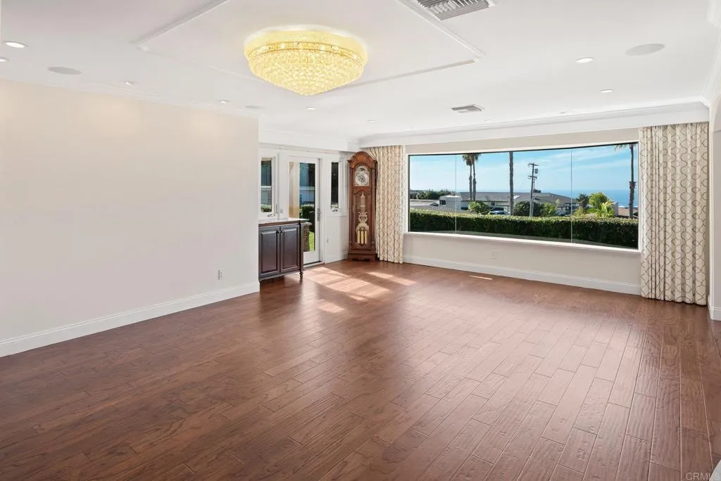 6404 Avenida Wilfredo