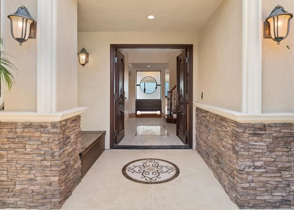 6404 Avenida Wilfredo