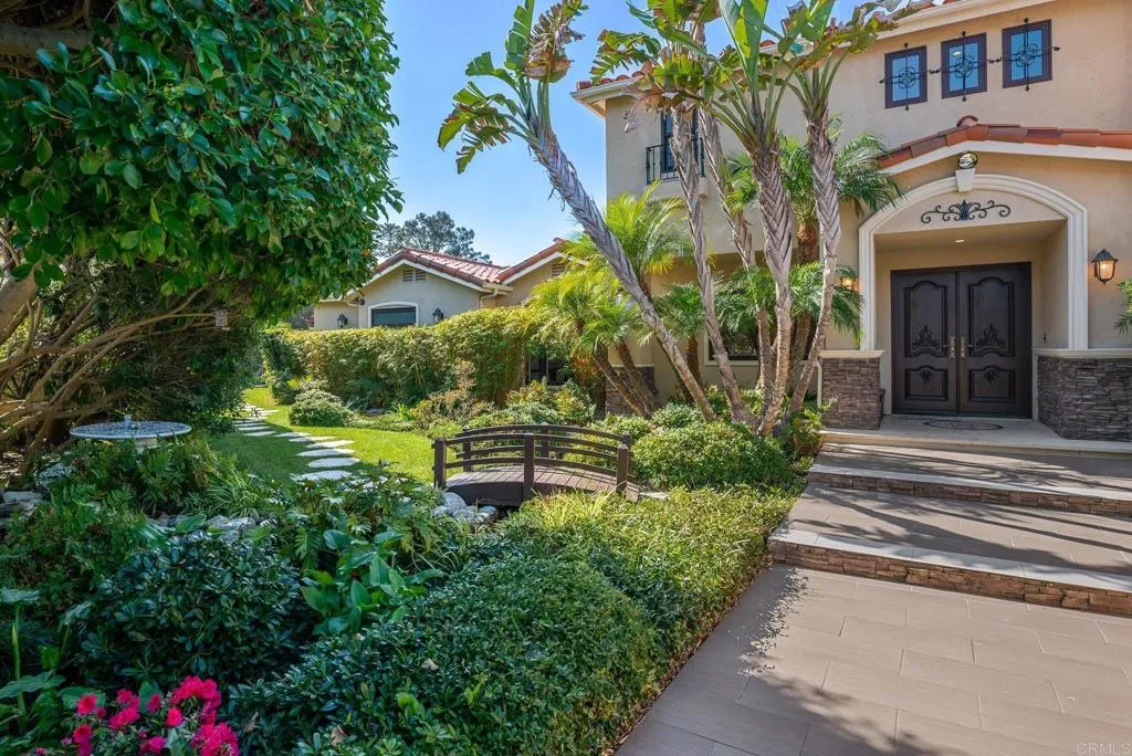 6404 Avenida Wilfredo