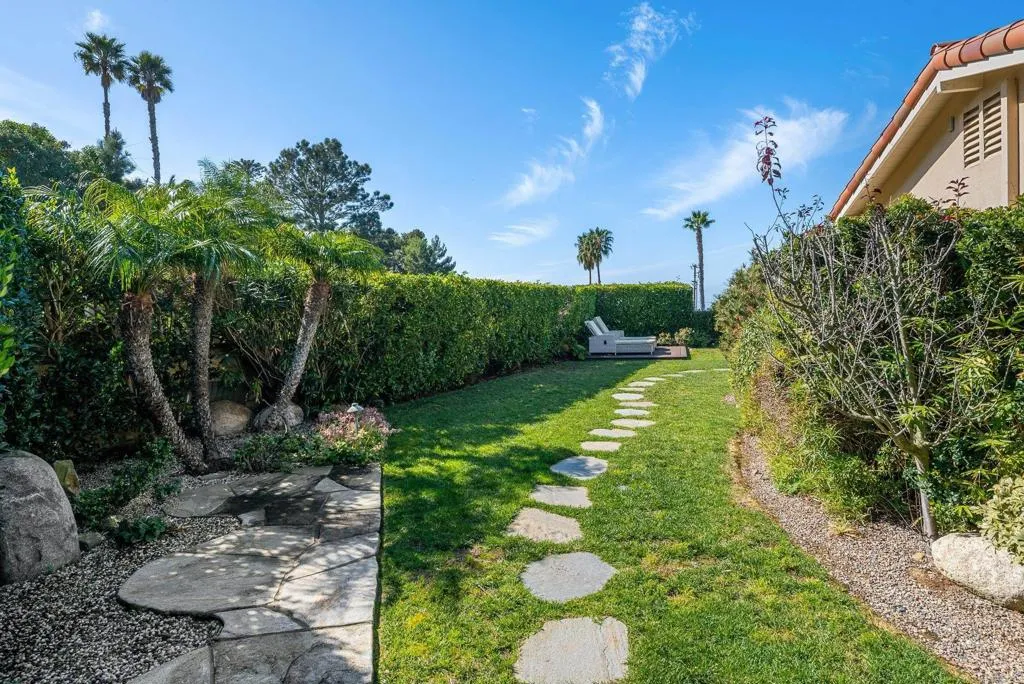 6404 Avenida Wilfredo