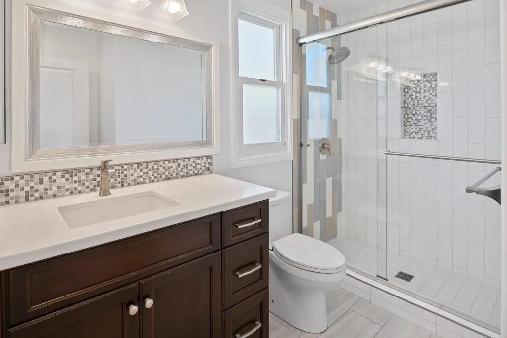 6404 Avenida Wilfredo