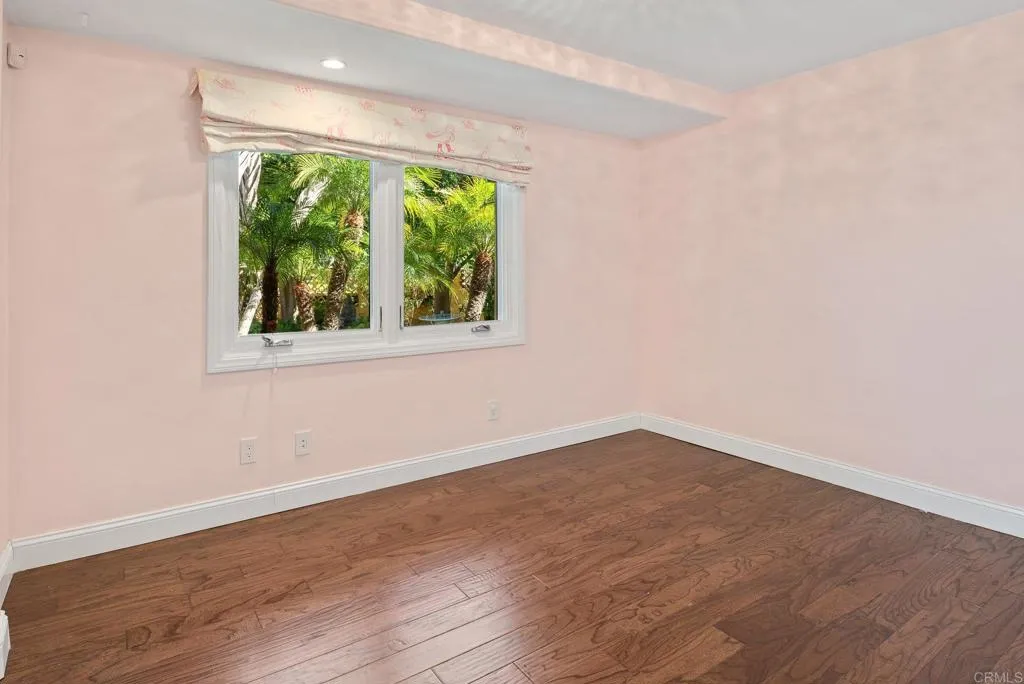 6404 Avenida Wilfredo