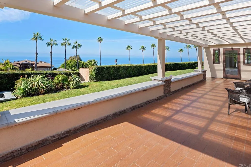 6404 Avenida Wilfredo