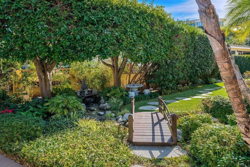 6404 Avenida Wilfredo