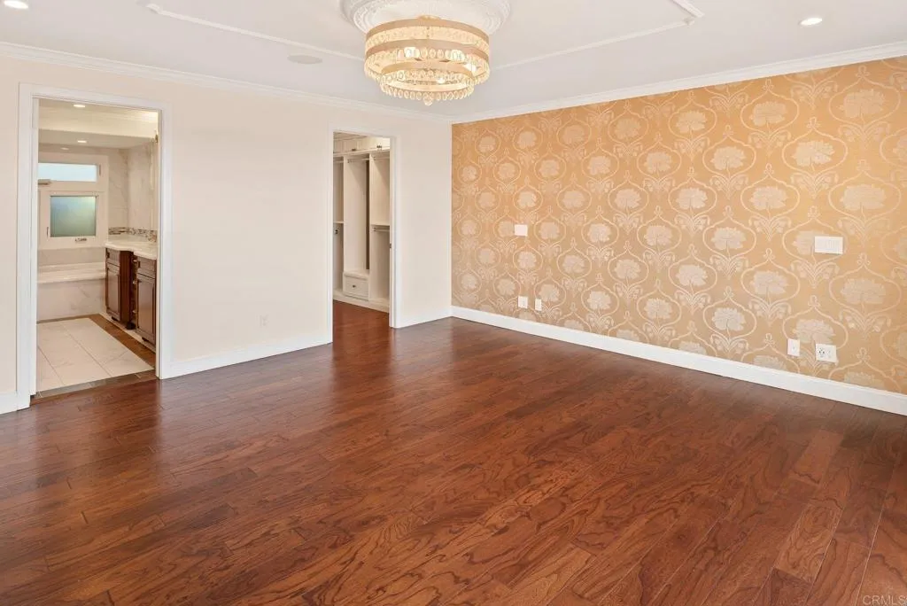 6404 Avenida Wilfredo