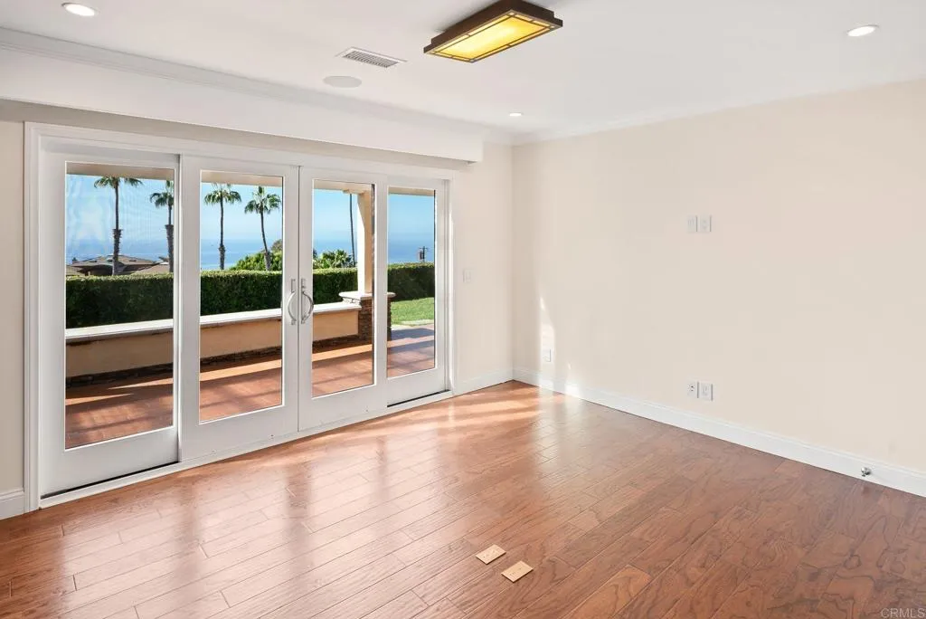 6404 Avenida Wilfredo