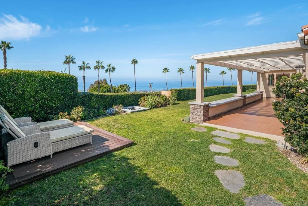 6404 Avenida Wilfredo